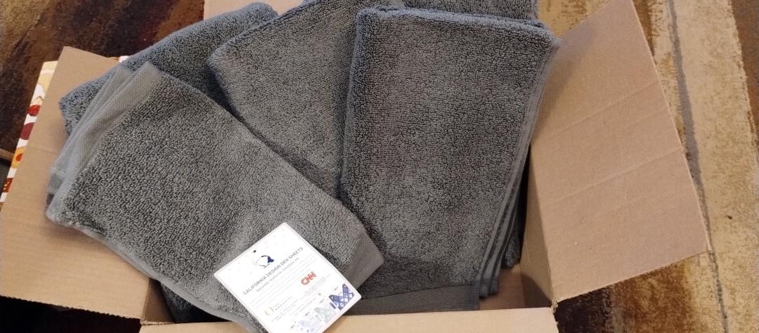 The set of towels I received.
