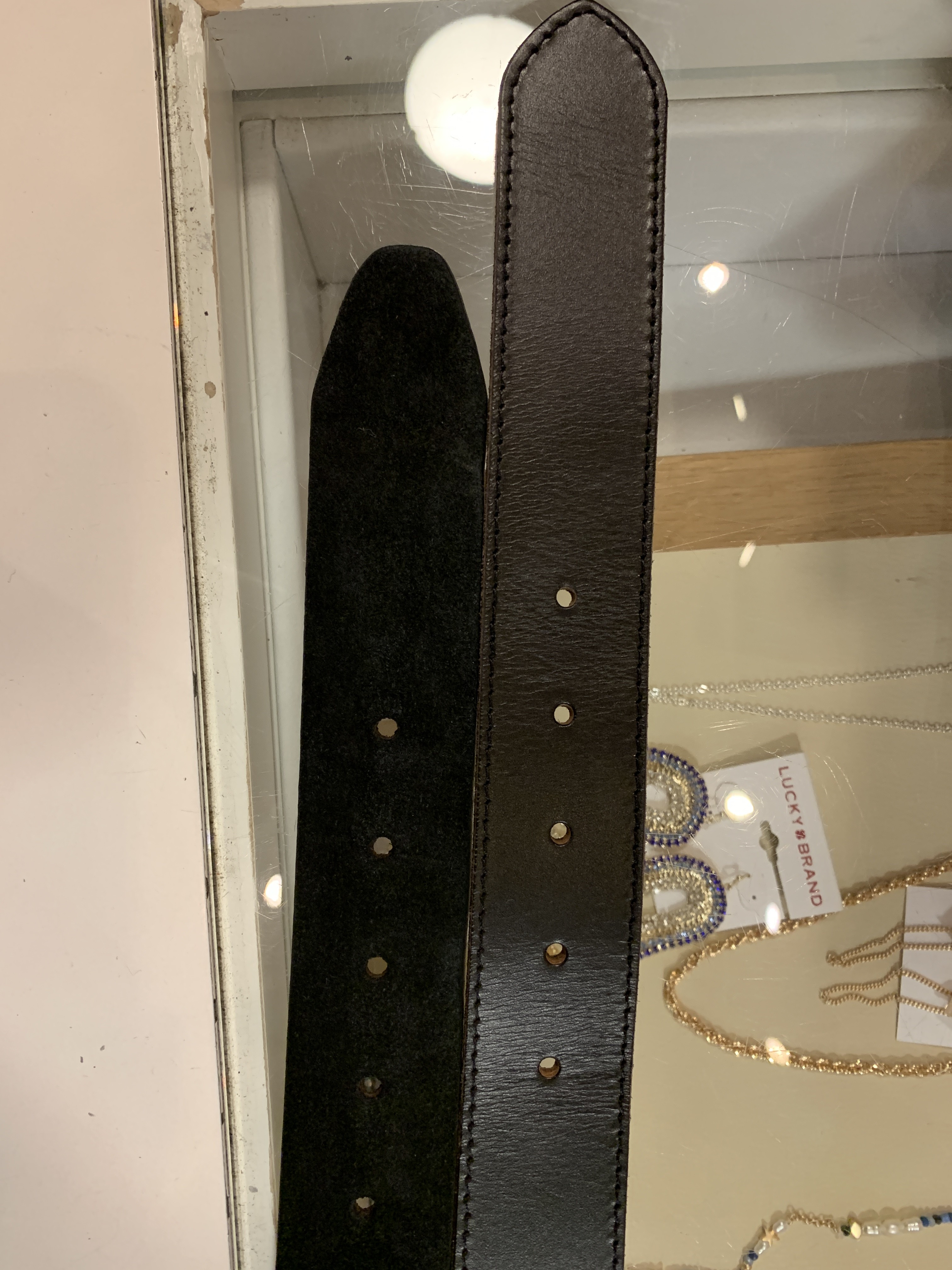 Size 32 comparison in store