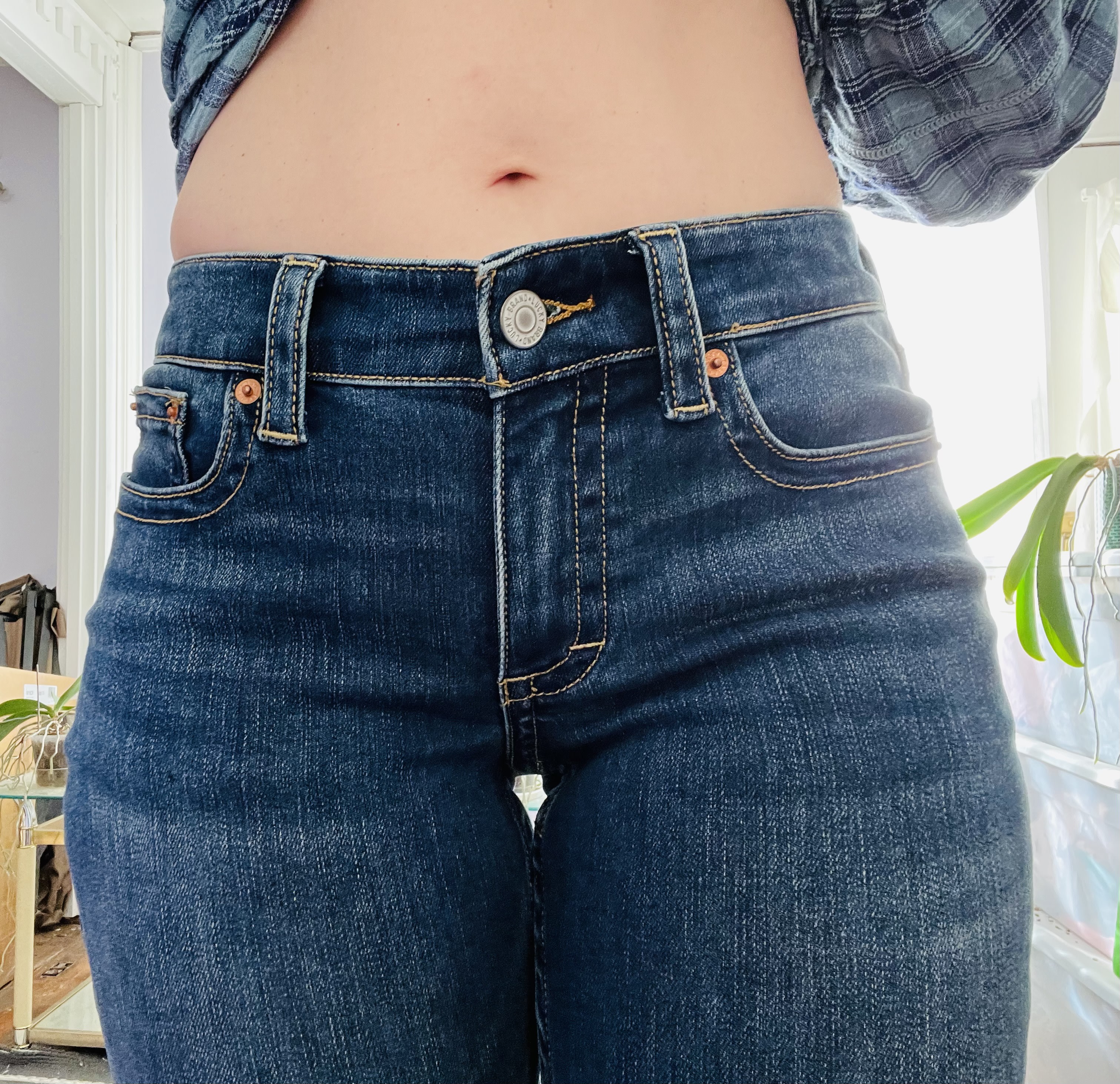 I'm VERY short waisted so these fit more mid rise on me. Not quite as low as the Lil Maggie's.