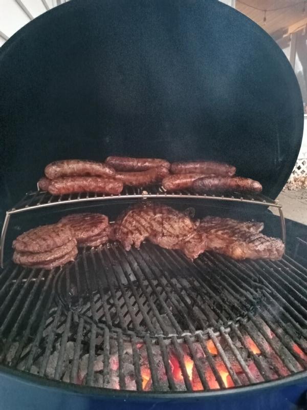 Roomy grill with extra rack