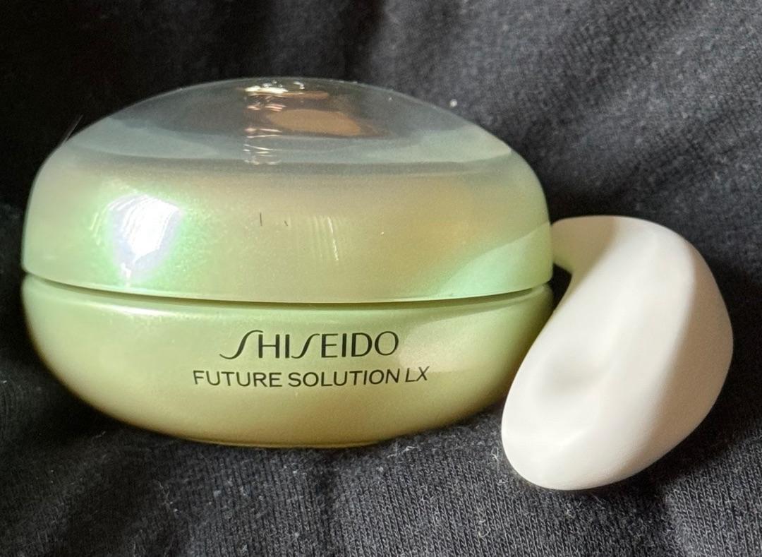 Customer carousel item 15.