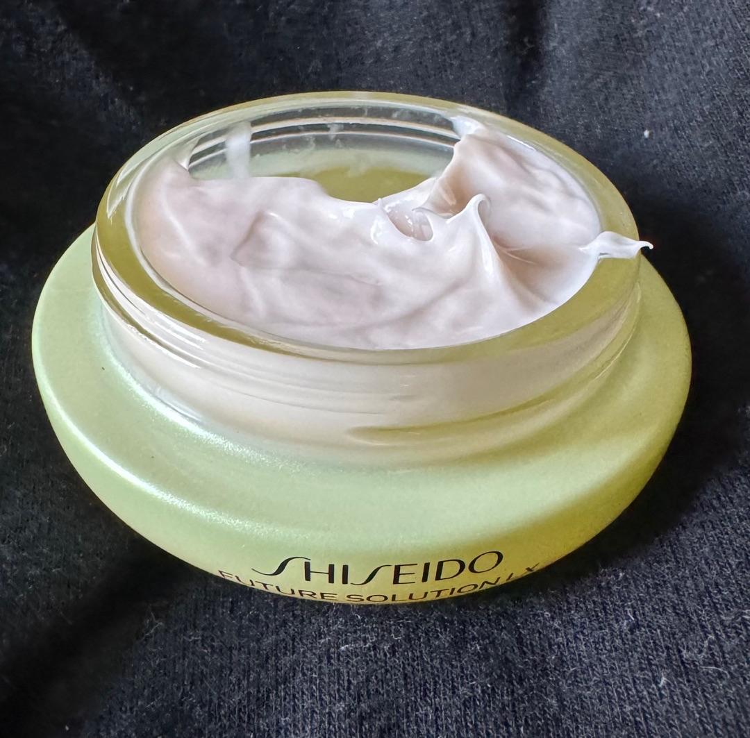 Customer carousel item 13.