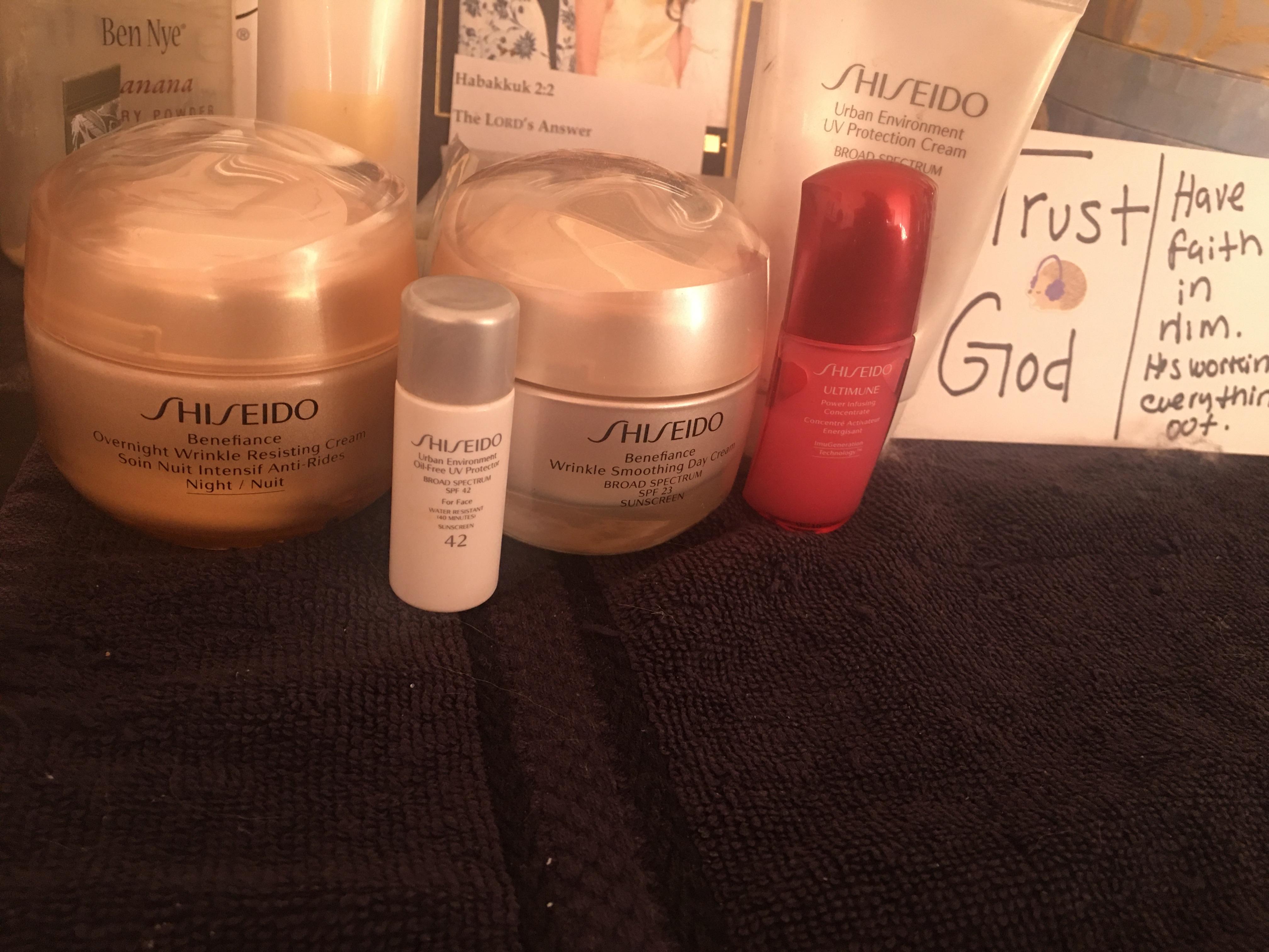 Customer carousel item 12.