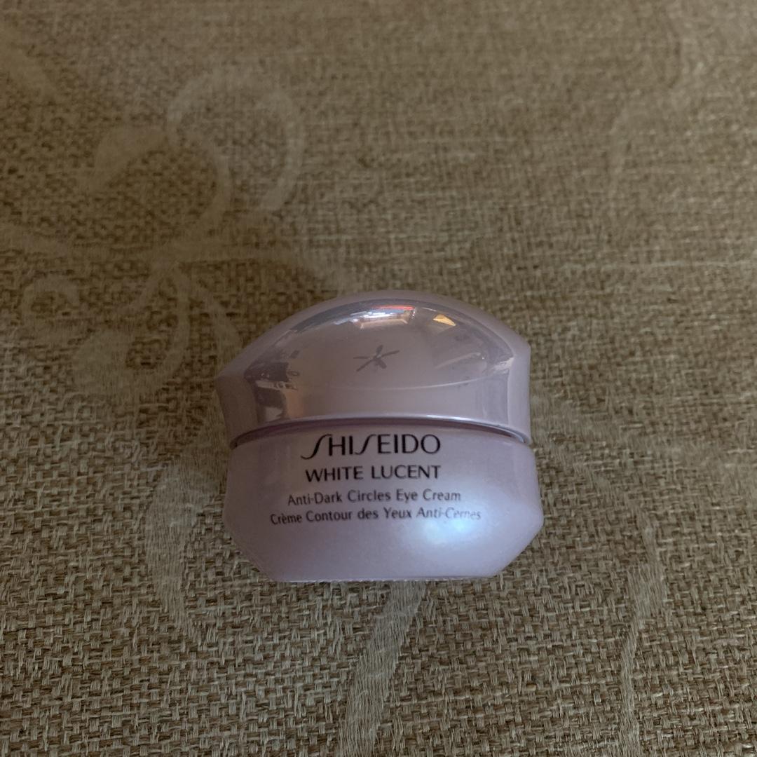 Customer carousel item 10.