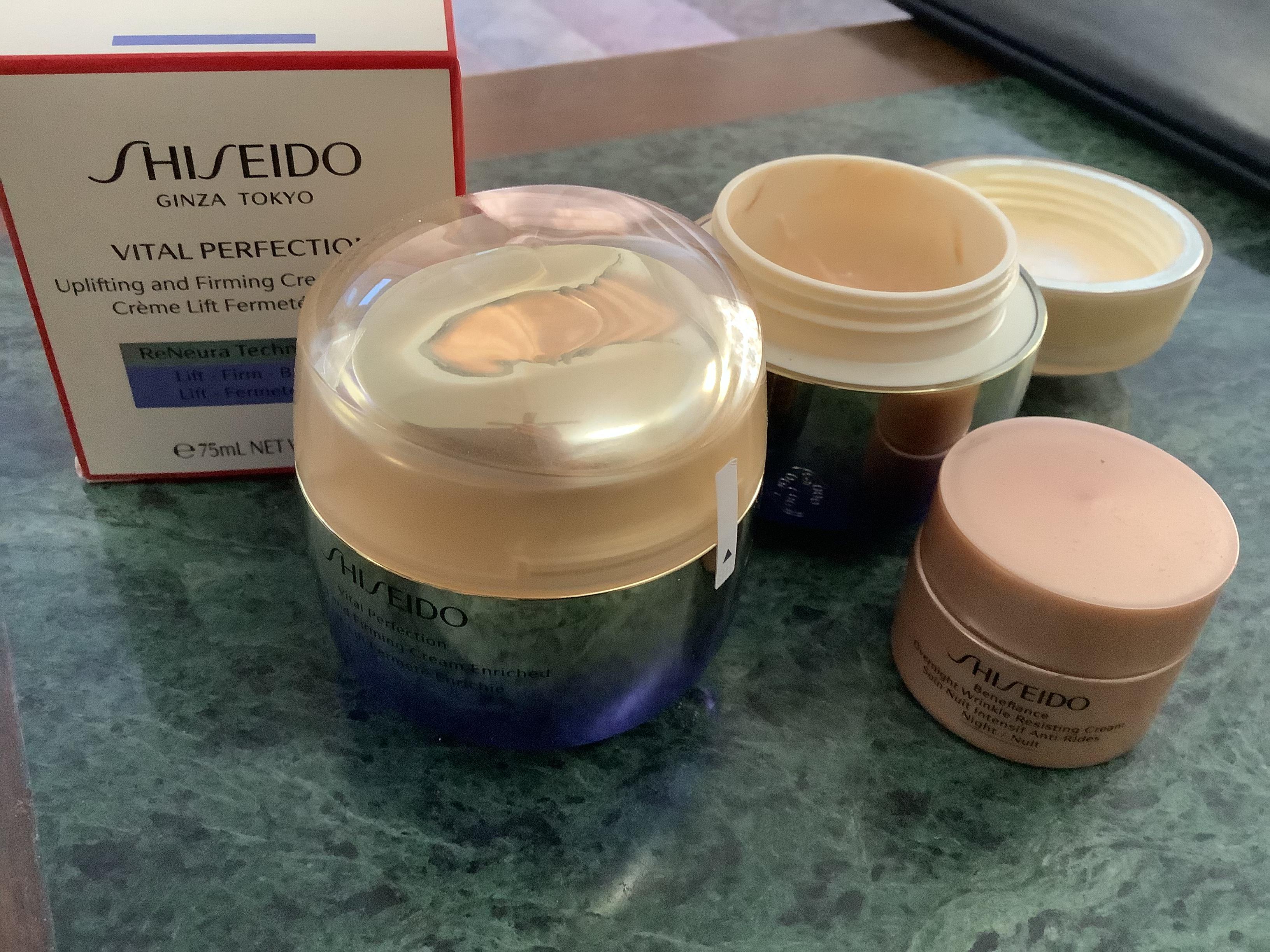 Customer carousel item 7.