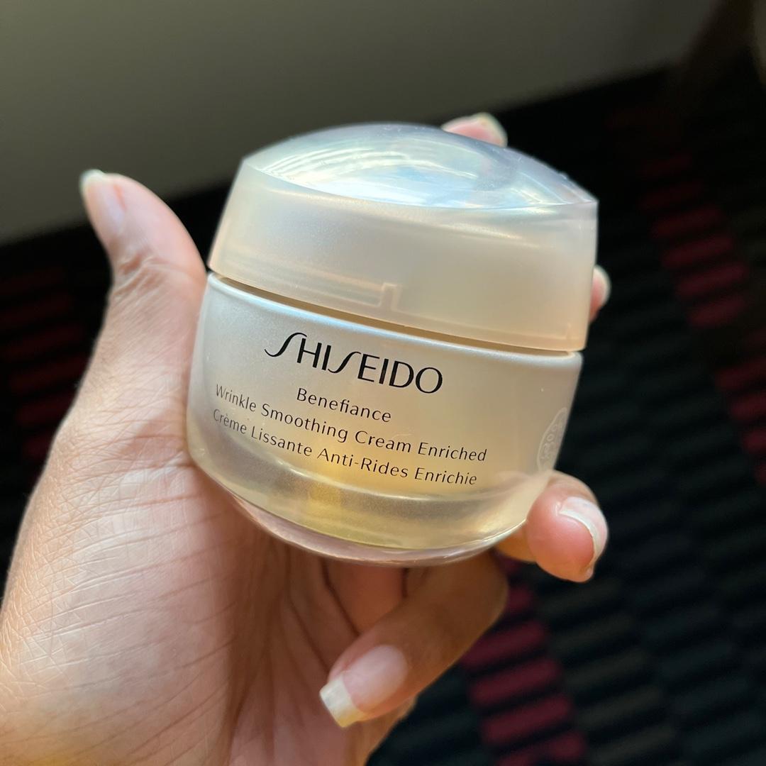 Customer carousel item 3.