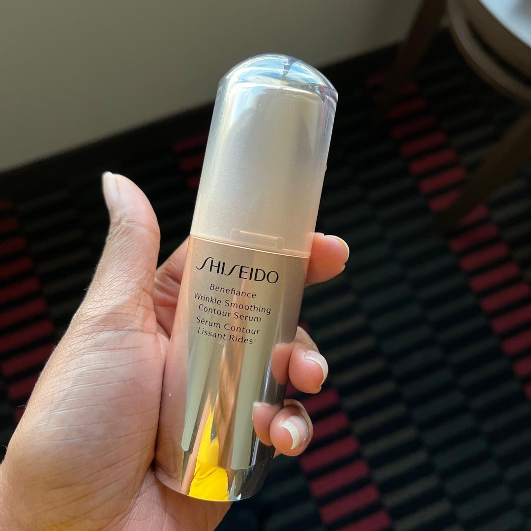 Customer carousel item 4.