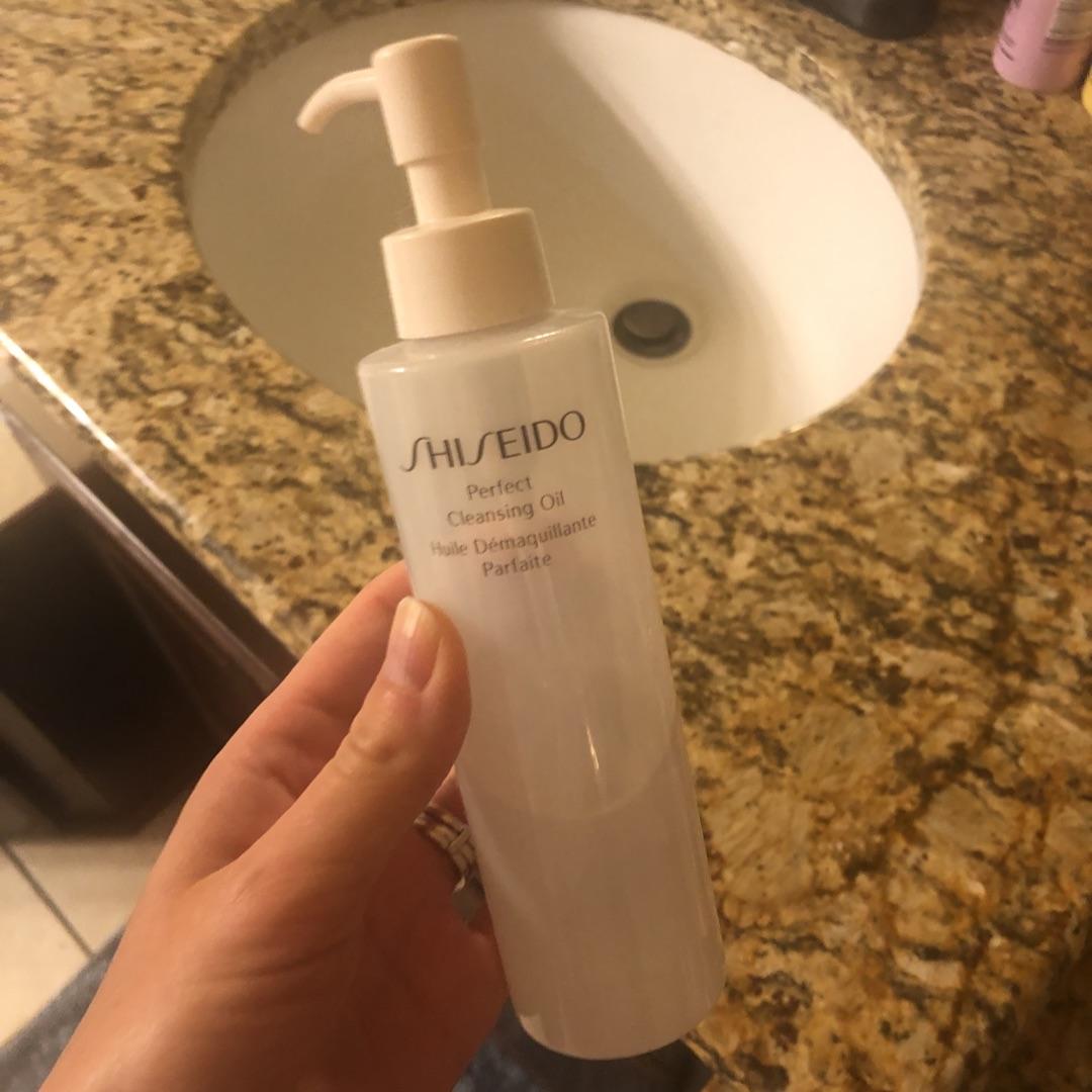 Customer carousel item 5.