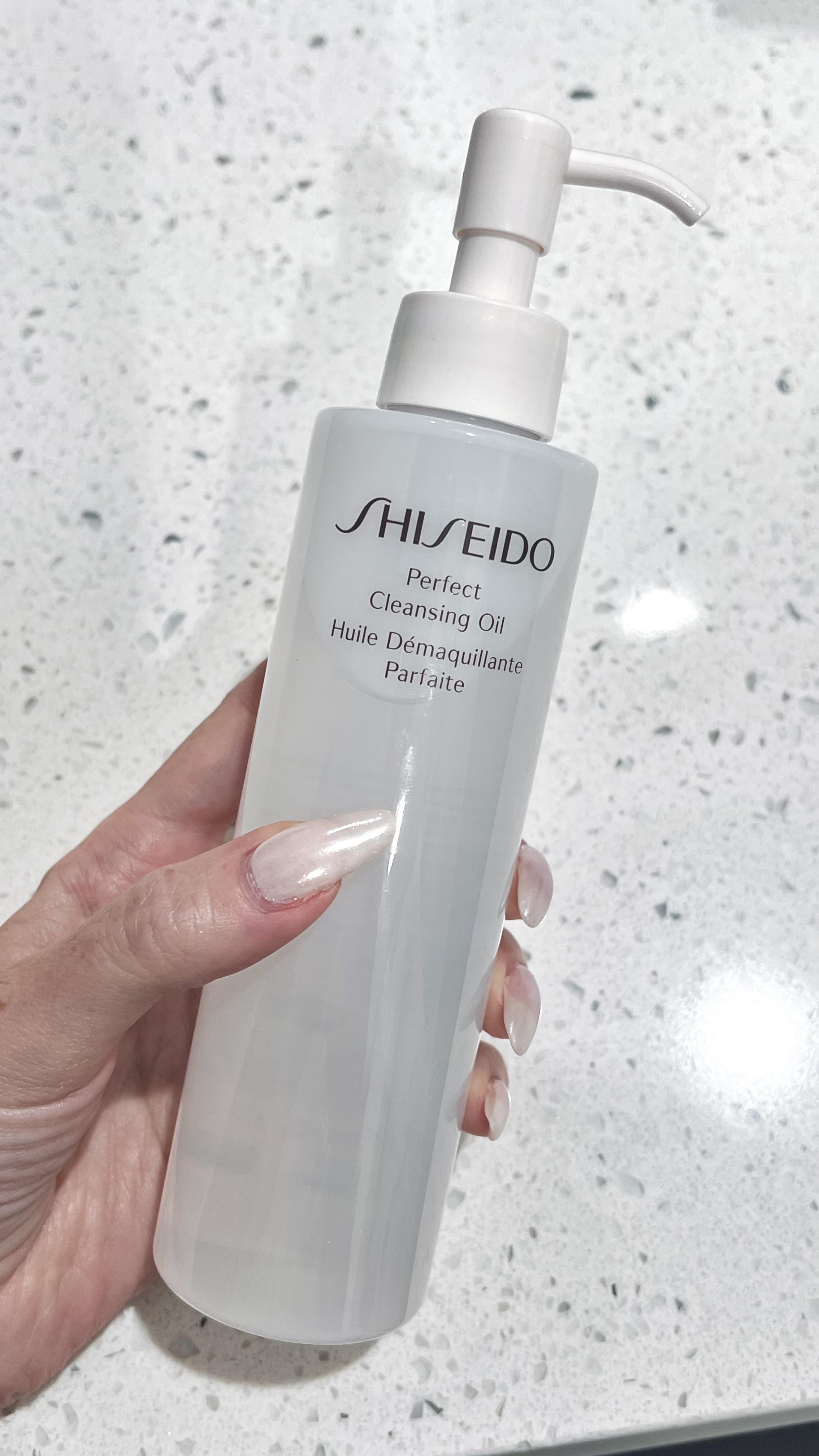 Customer carousel item 3.