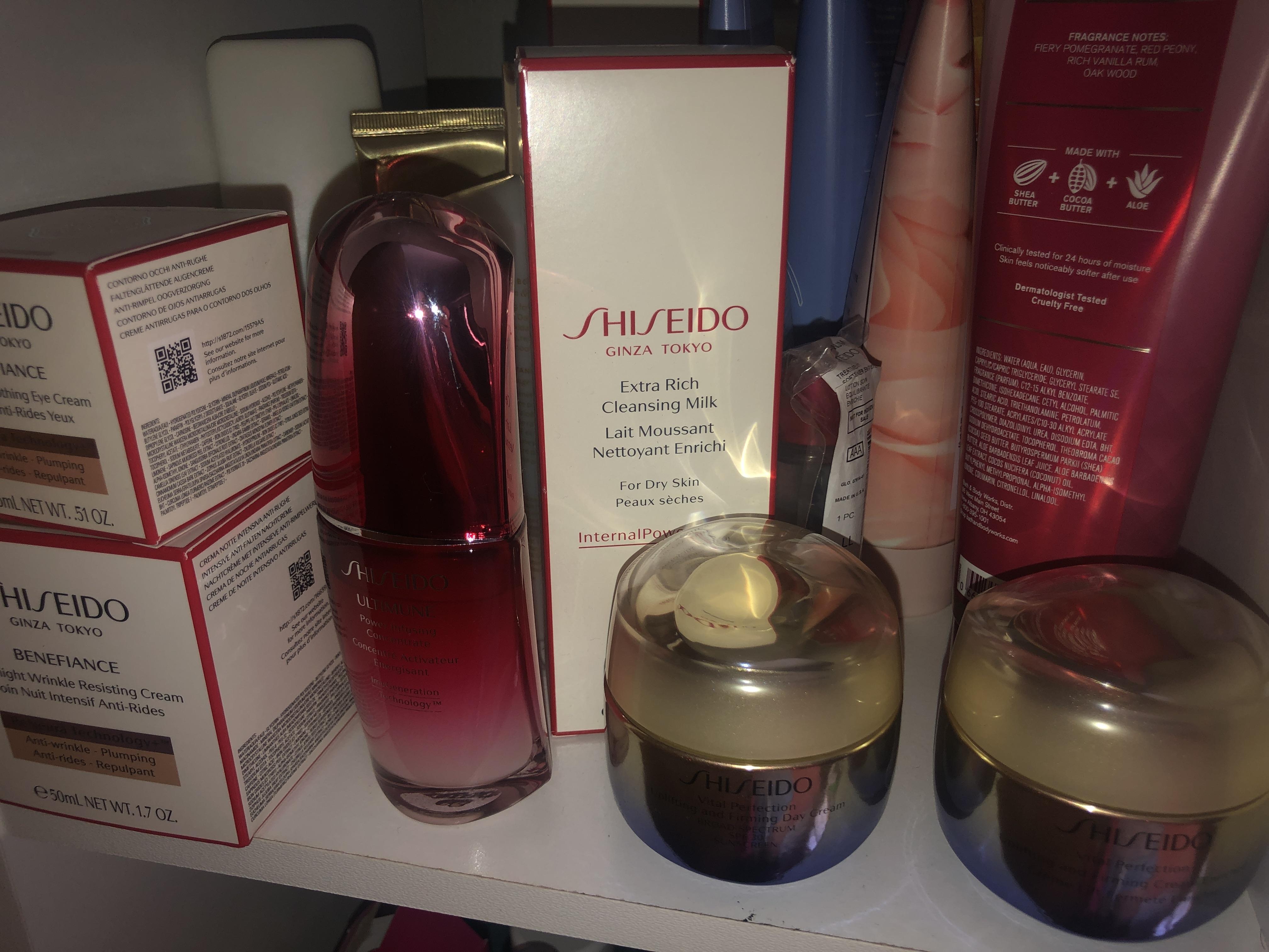 Customer carousel item 9.