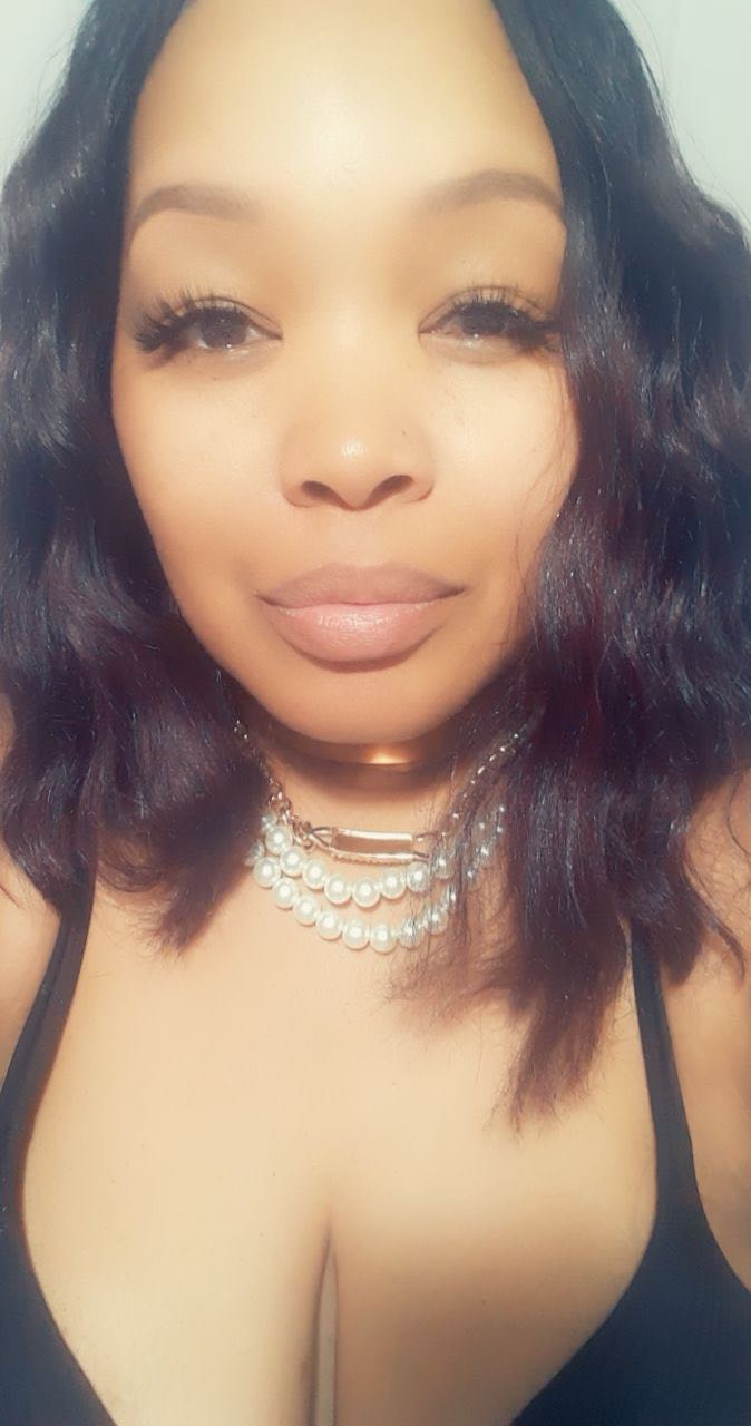 Customer carousel item 8.