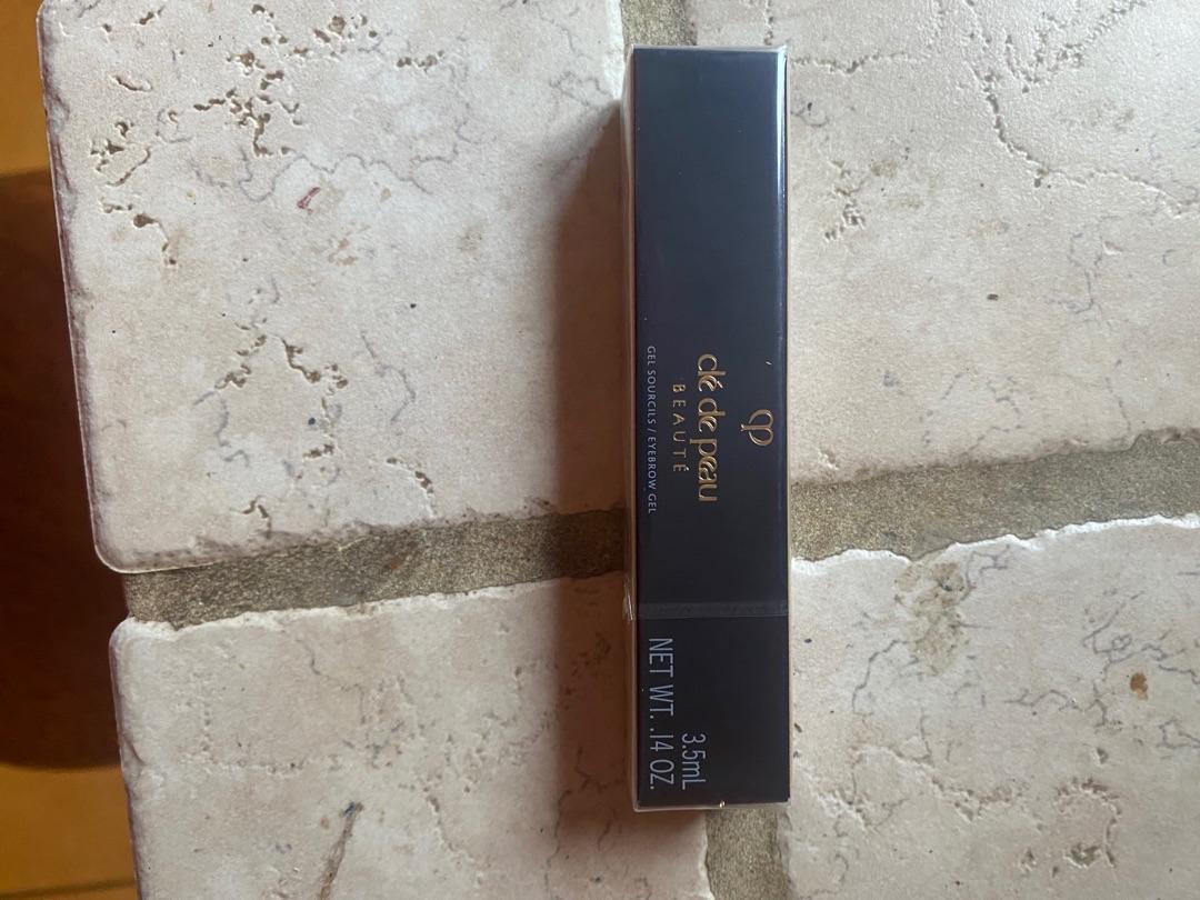 Customer carousel item 9.