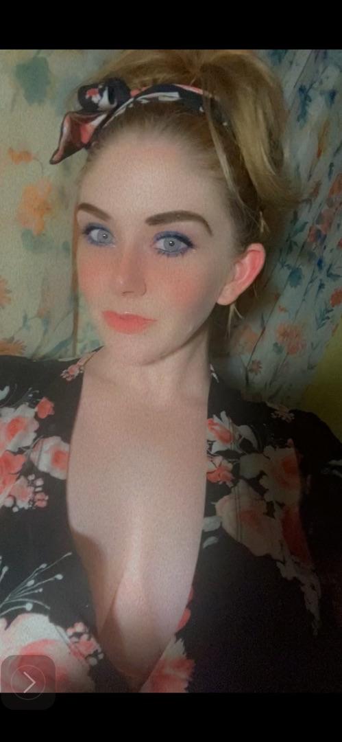 Customer carousel item 10.