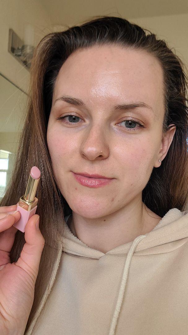 Customer carousel item 4.