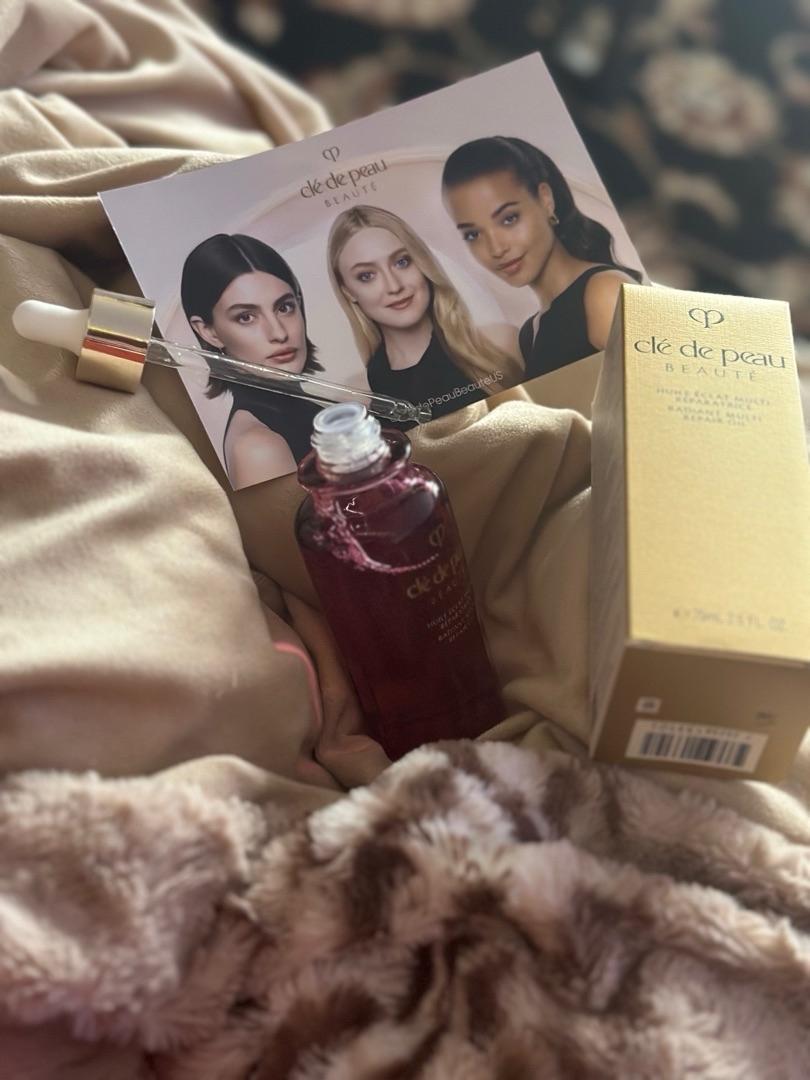 Clé de Peau Beauté Radiant Multi Repair Oil | Bloomingdale's
