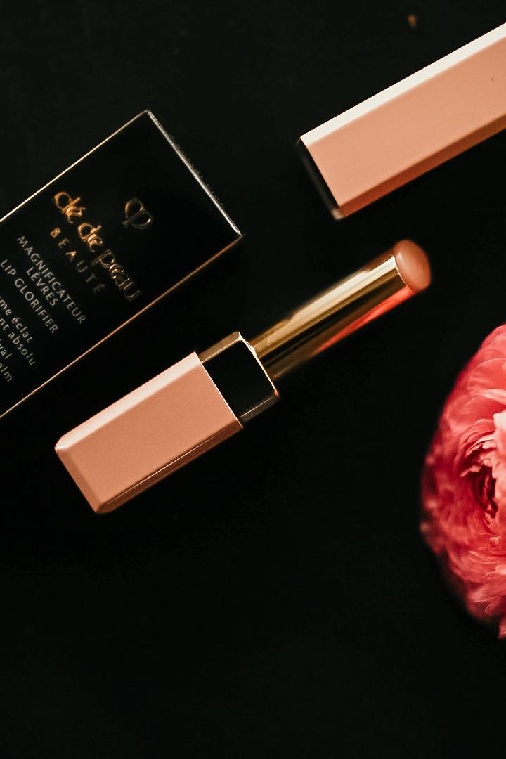 Customer carousel item 9.