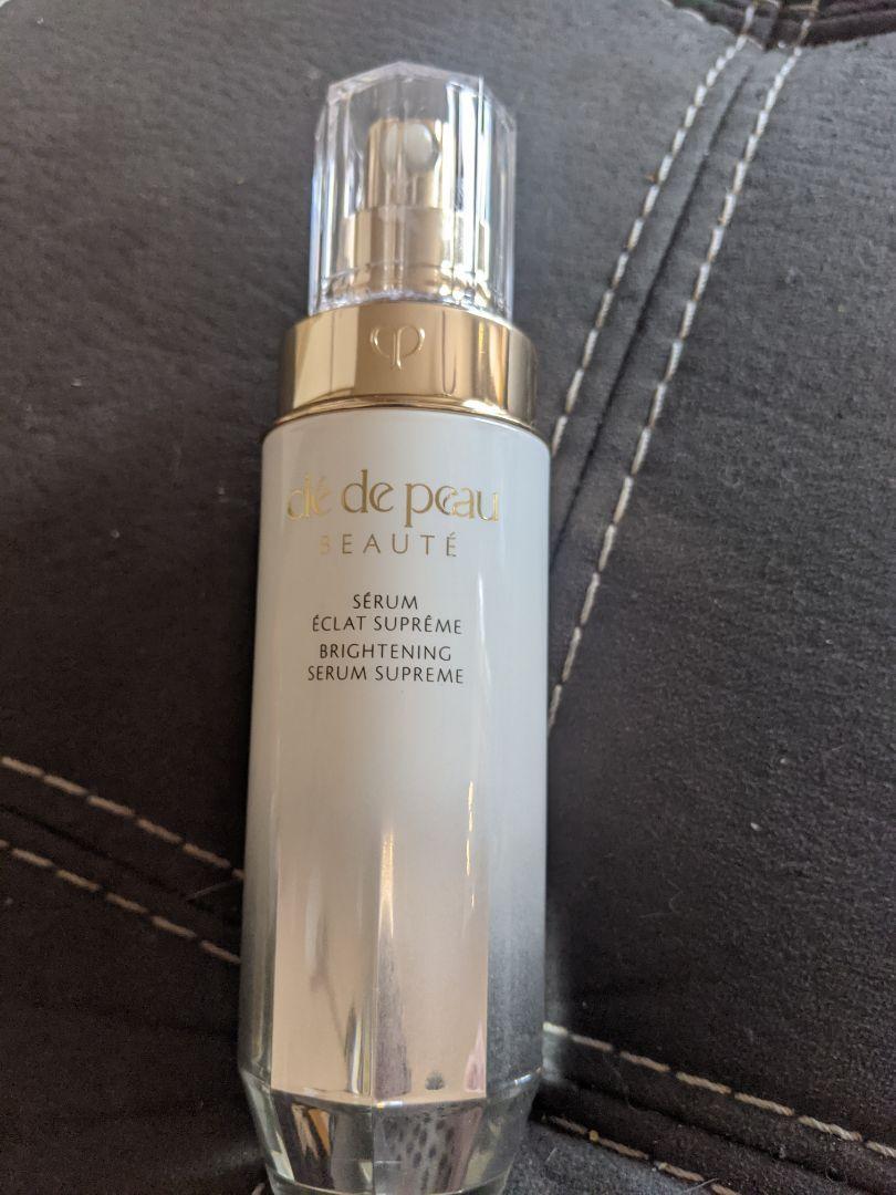 Customer carousel item 12.