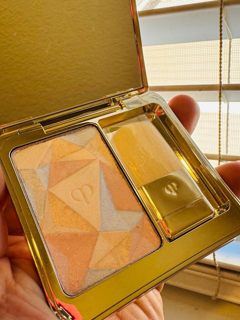 Customer carousel item 2.