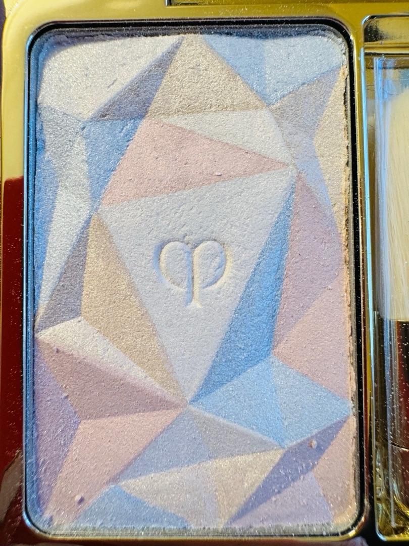 Customer carousel item 3.