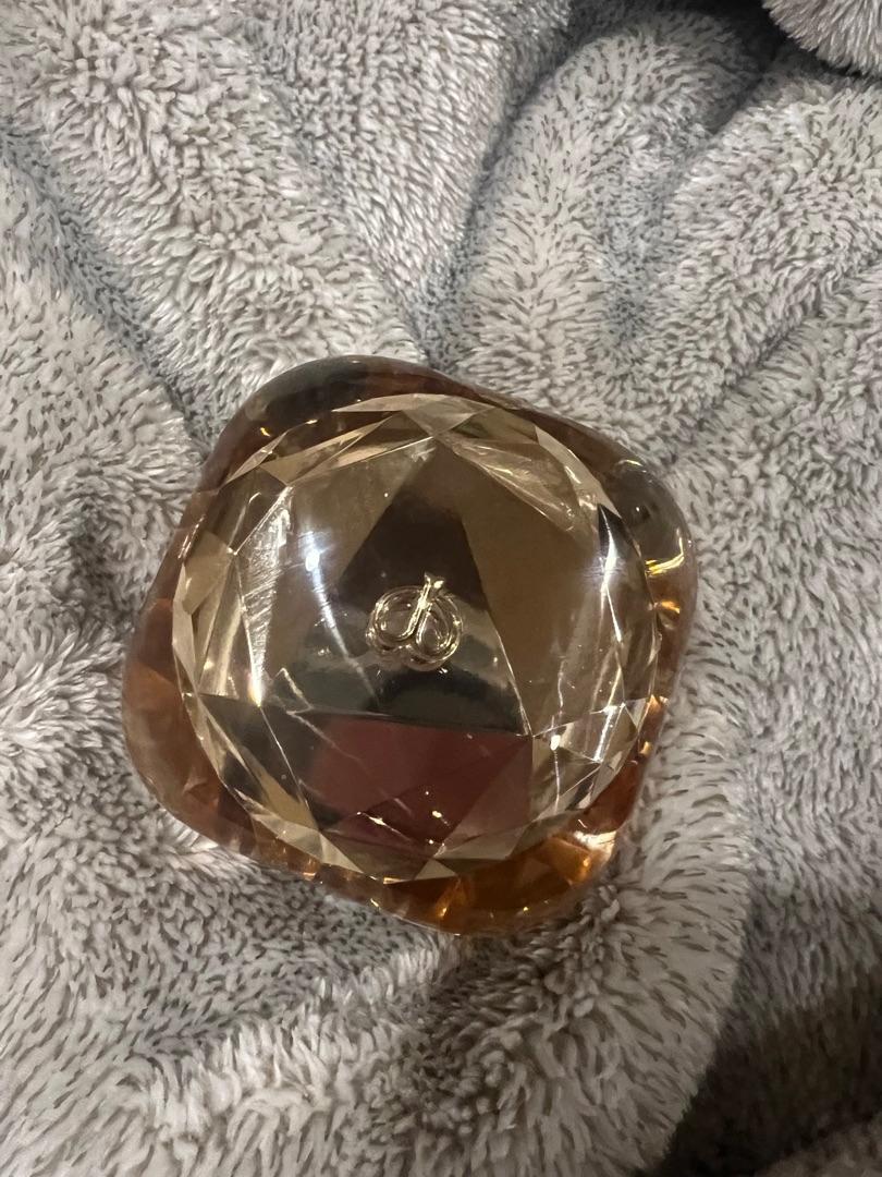 Customer carousel item 6.