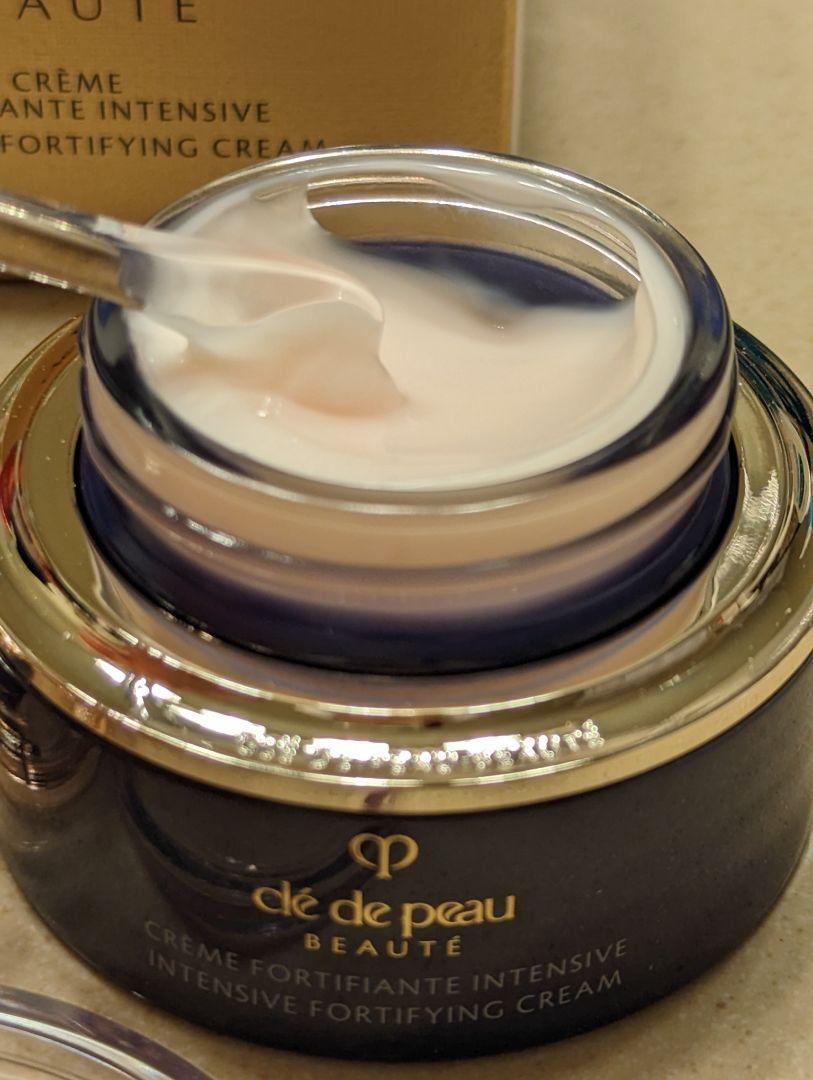 Customer carousel item 13.