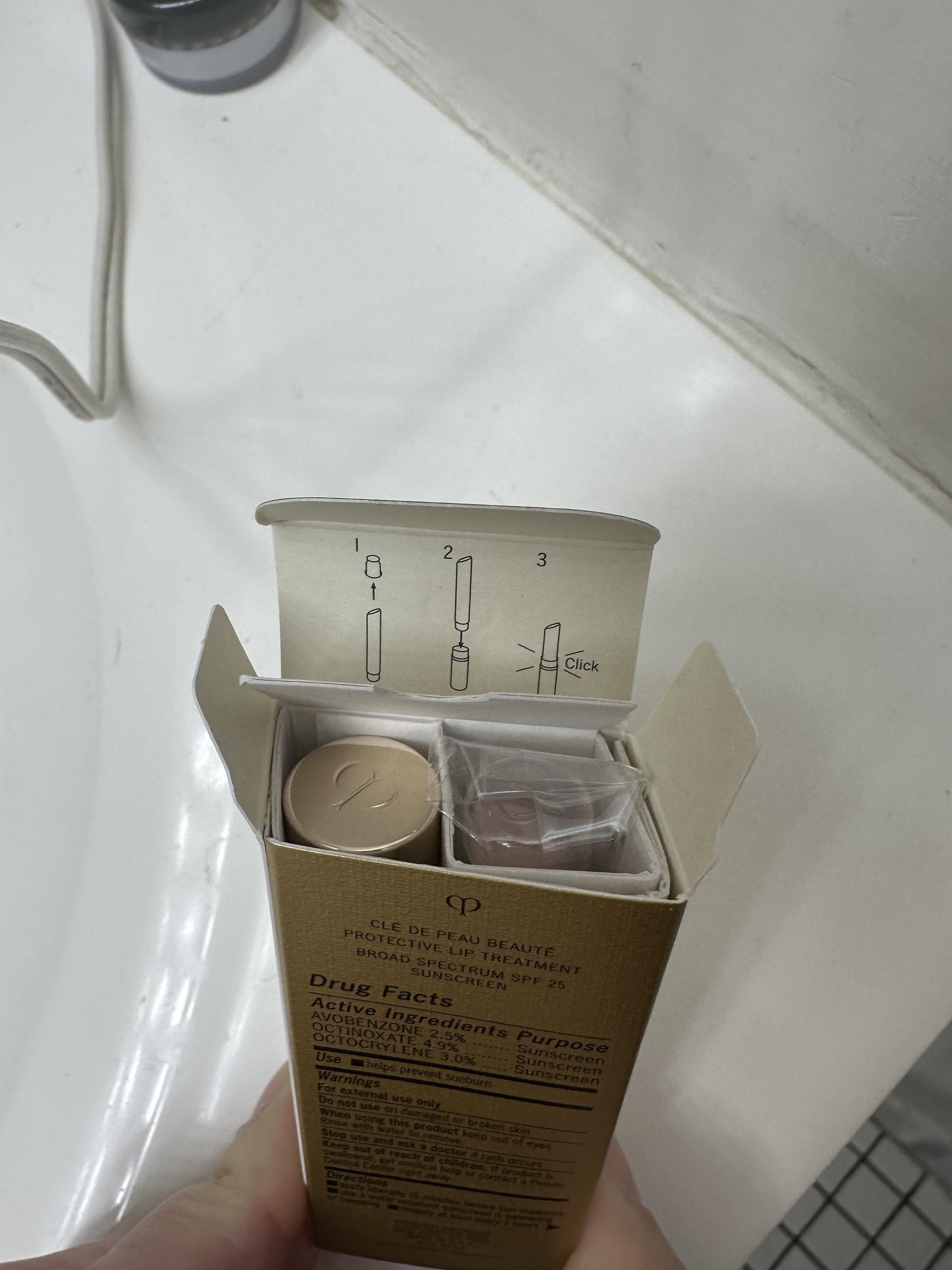 Customer carousel item 6.