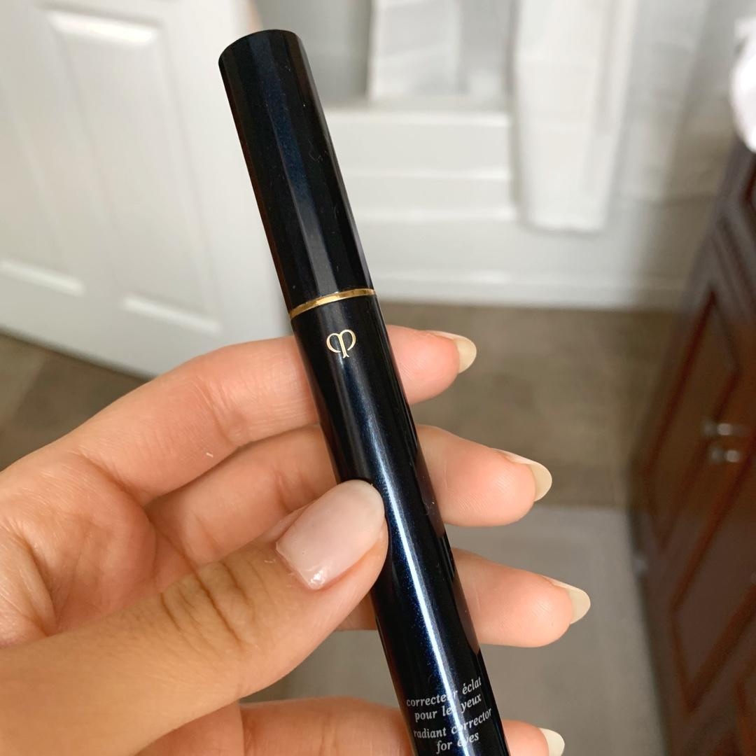 Customer carousel item 3.