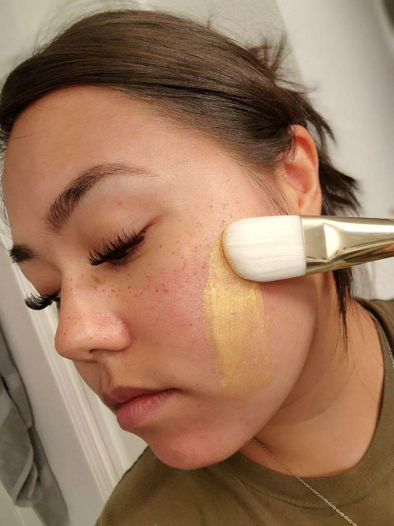 Clé de Peau Beauté Precious Gold Vitality Mask, 2.7-oz. - Macy's