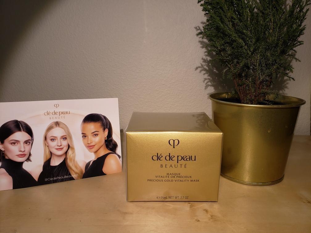 Customer carousel item 6.