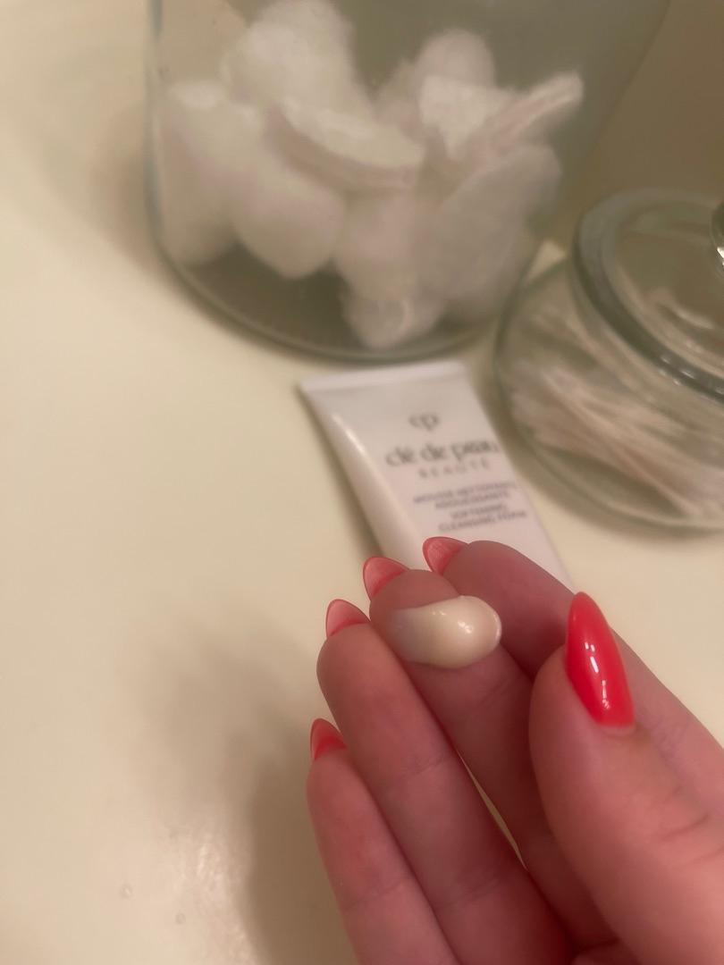 Clé de Peau Beauté Travel Size Softening Cleansing Foam - Macy's