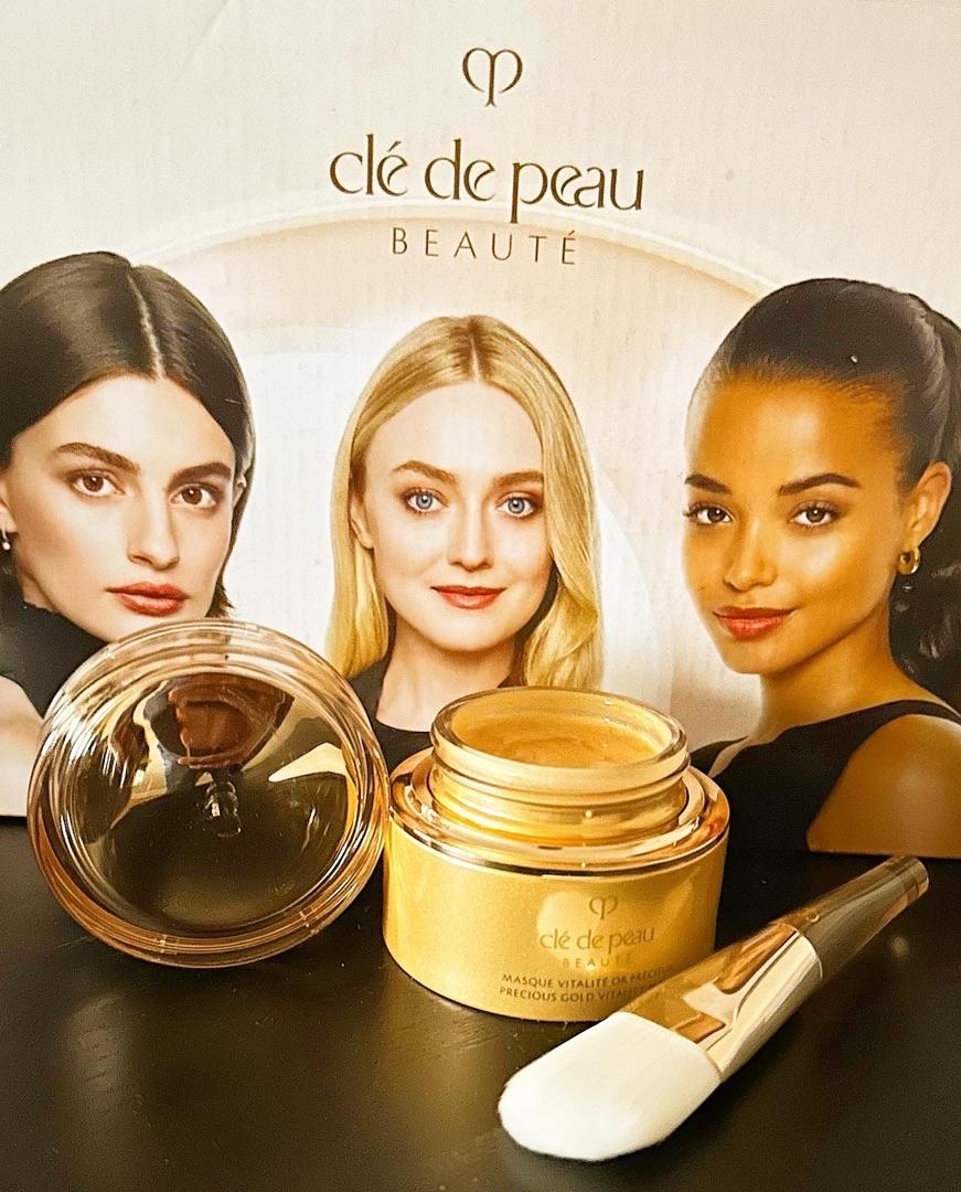 Customer carousel item 10.