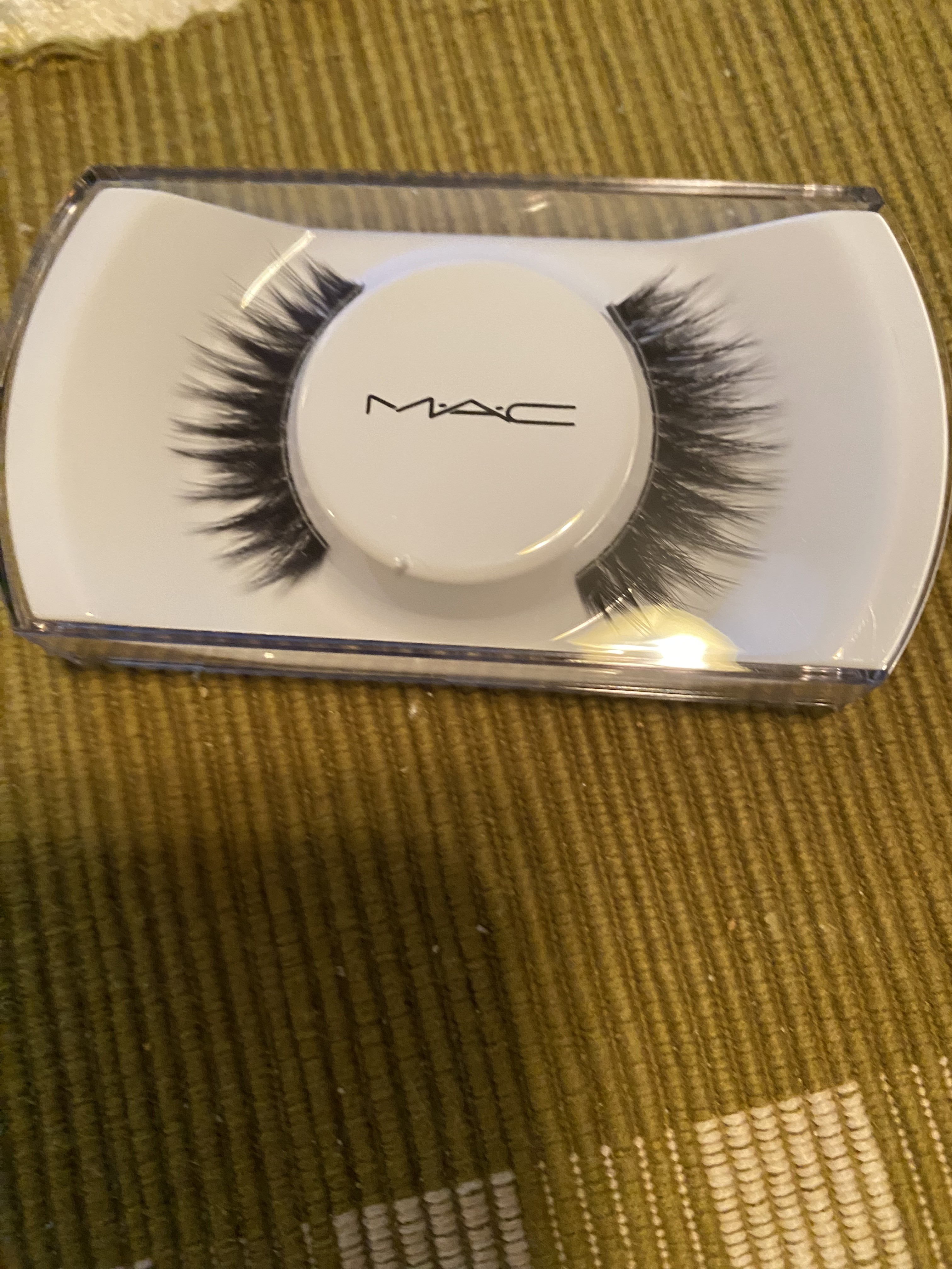 Lashes