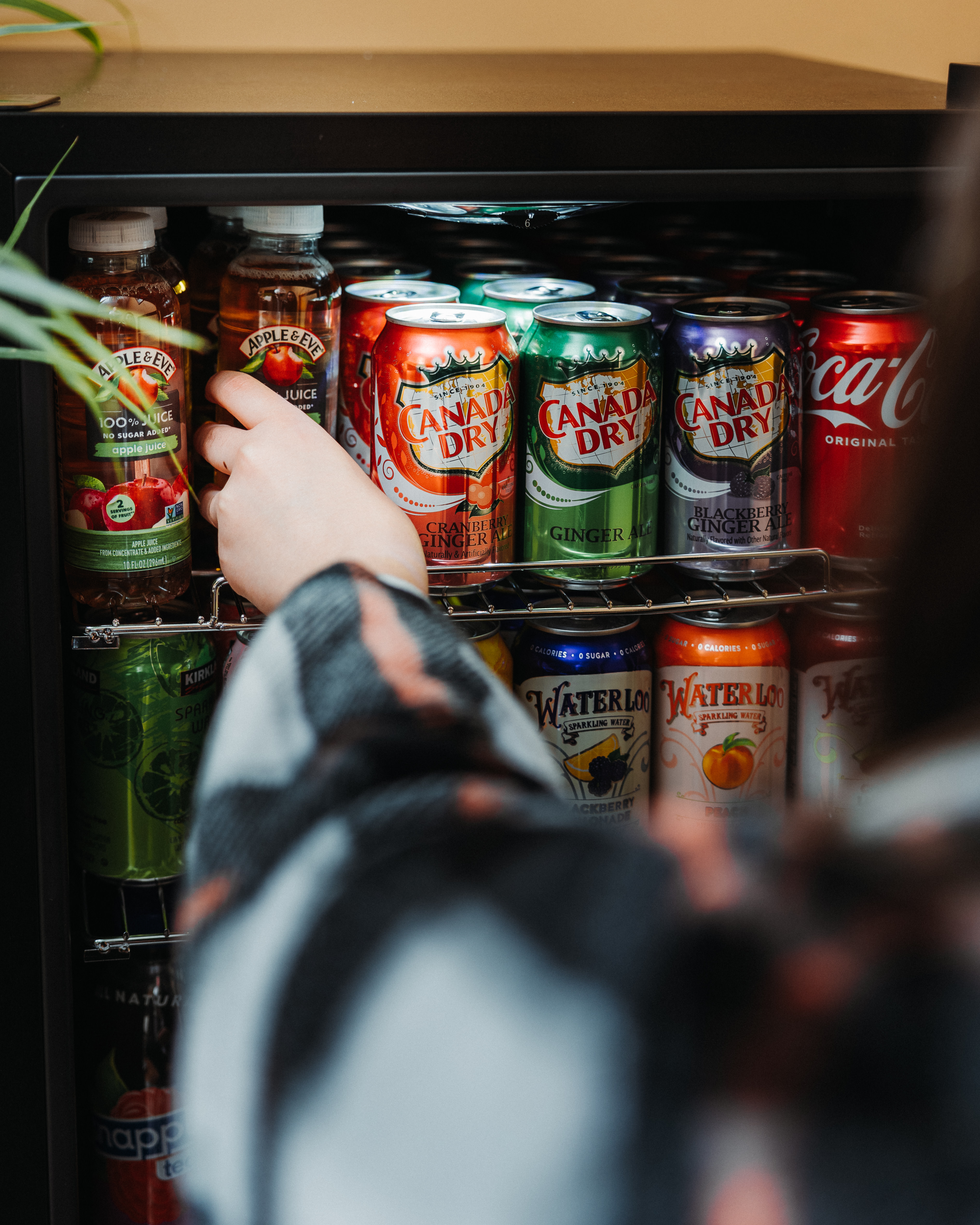 Customer carousel item 6.