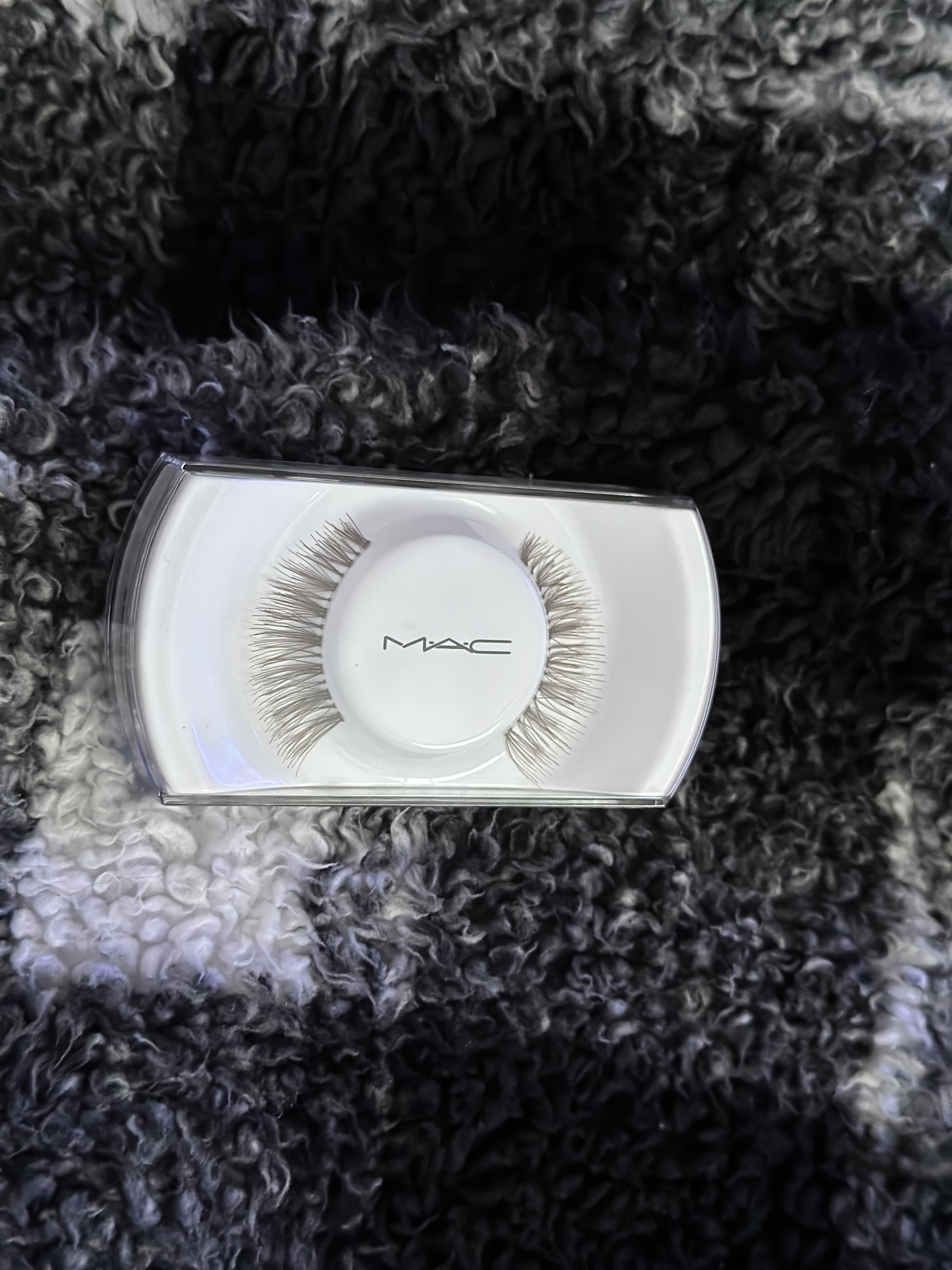 Customer carousel item 6.