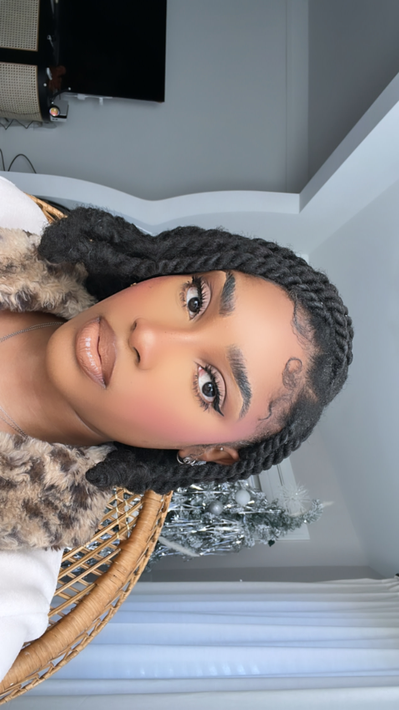 Customer carousel item 6.