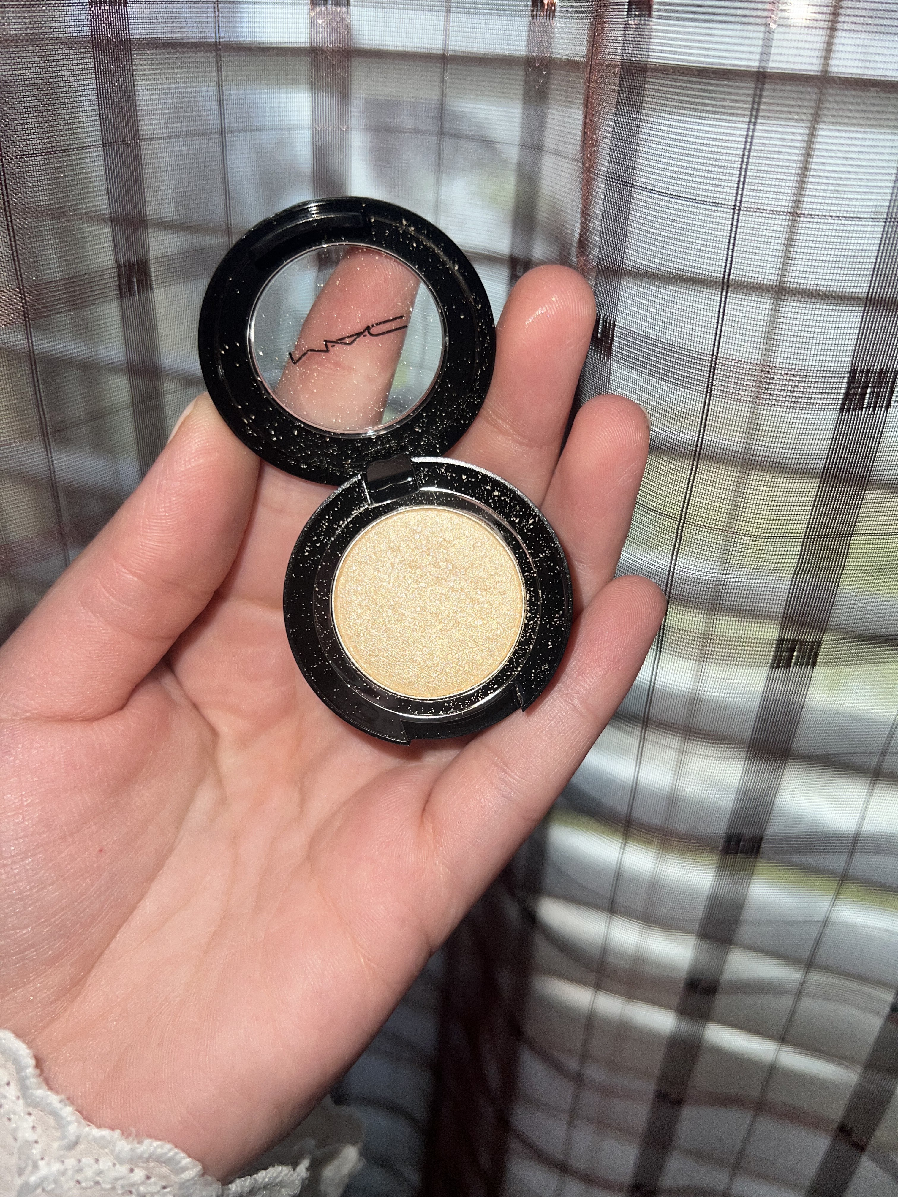 Customer carousel item 5.