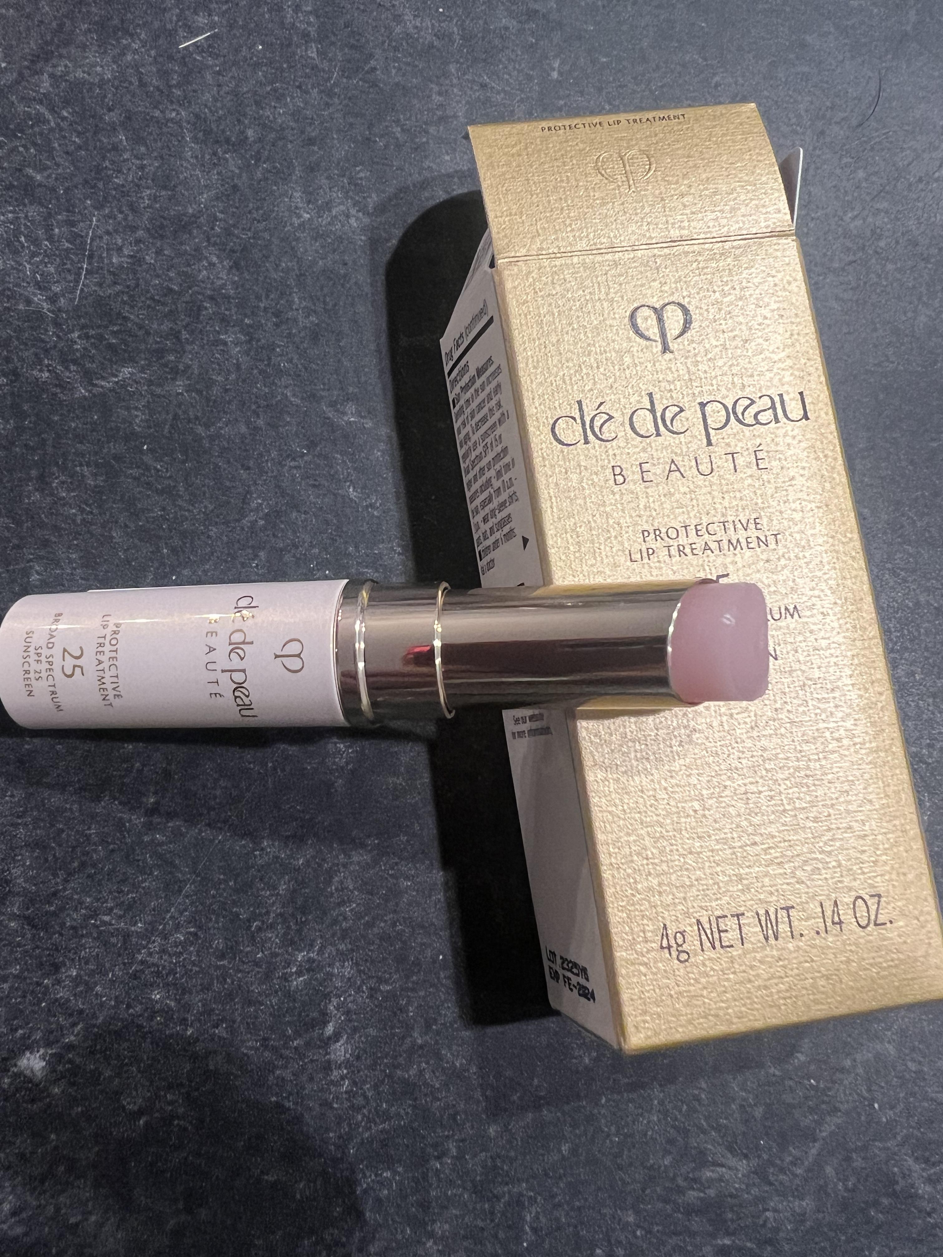 Customer carousel item 8.