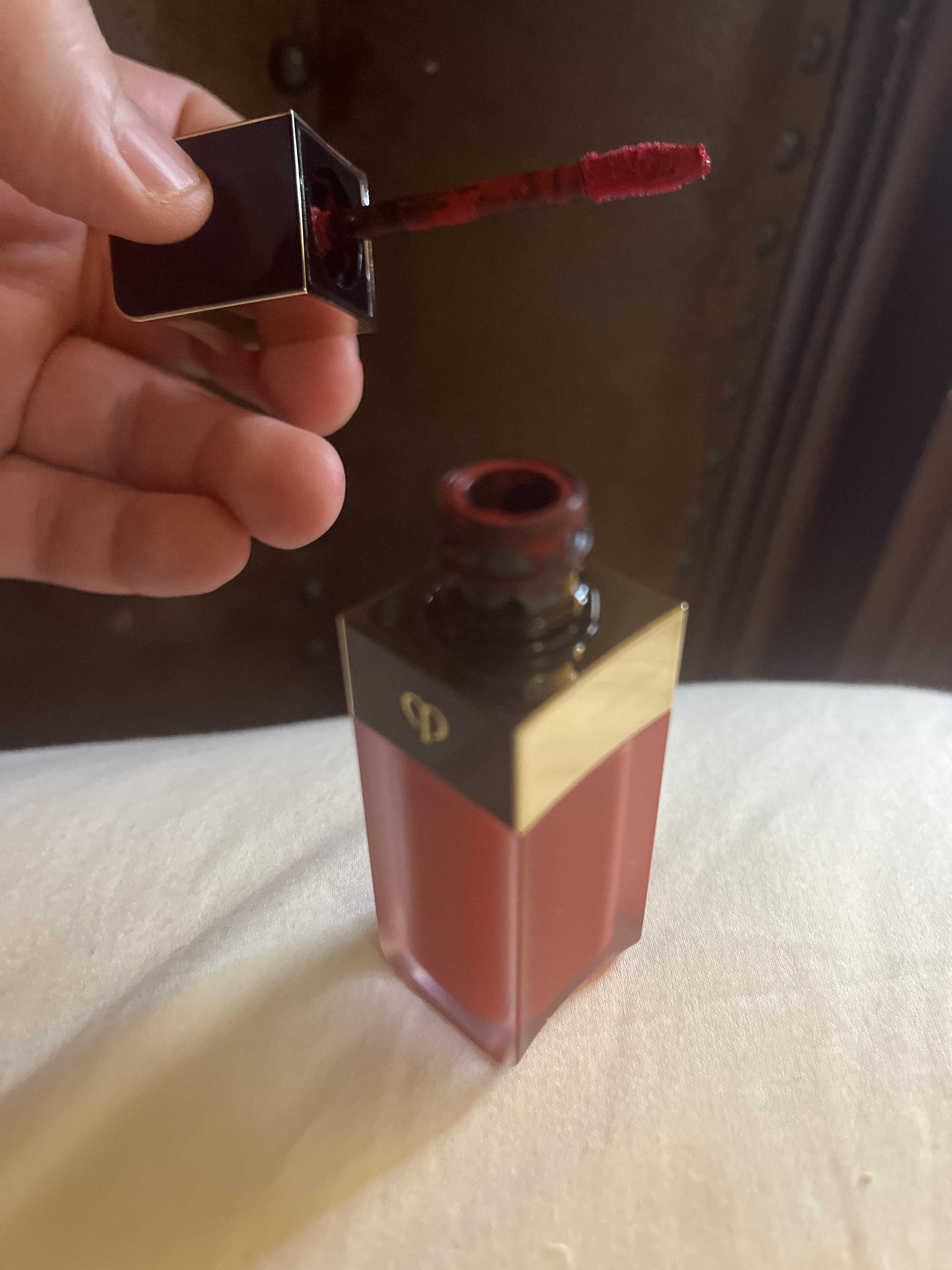 Customer carousel item 3.