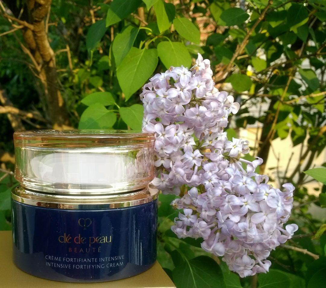 Customer carousel item 2.