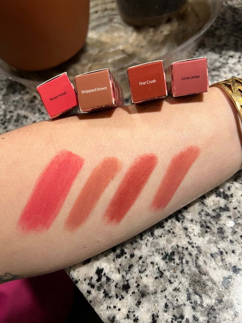 Customer carousel item 7.