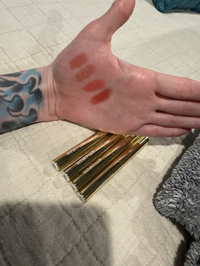 Customer carousel item 9.