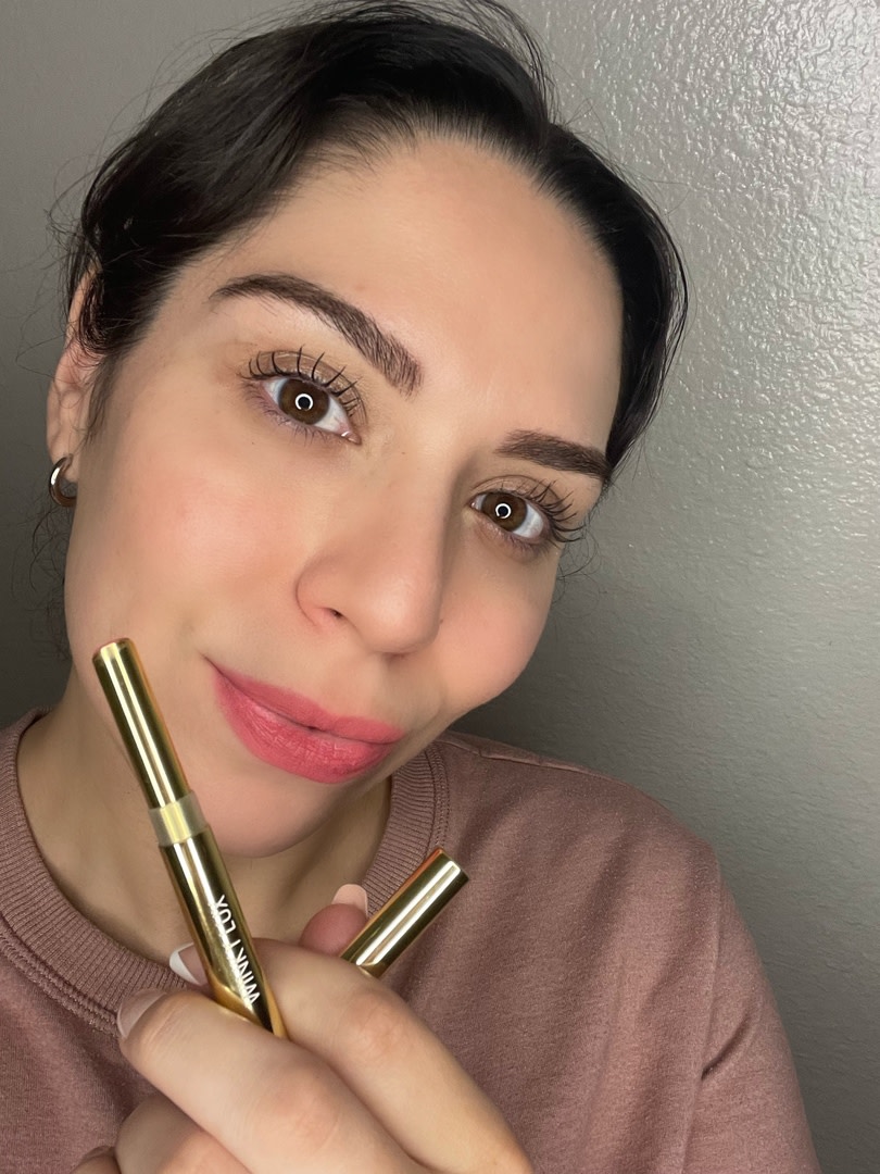 Customer carousel item 10.