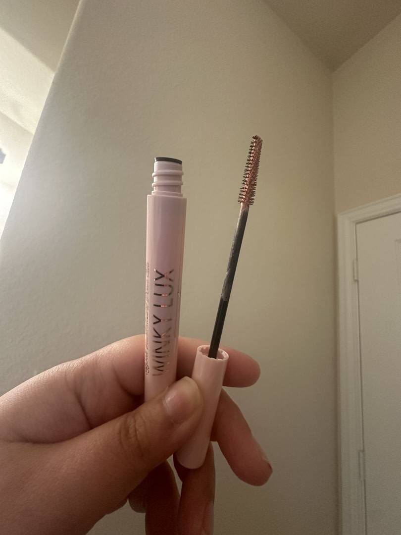 Customer carousel item 9.