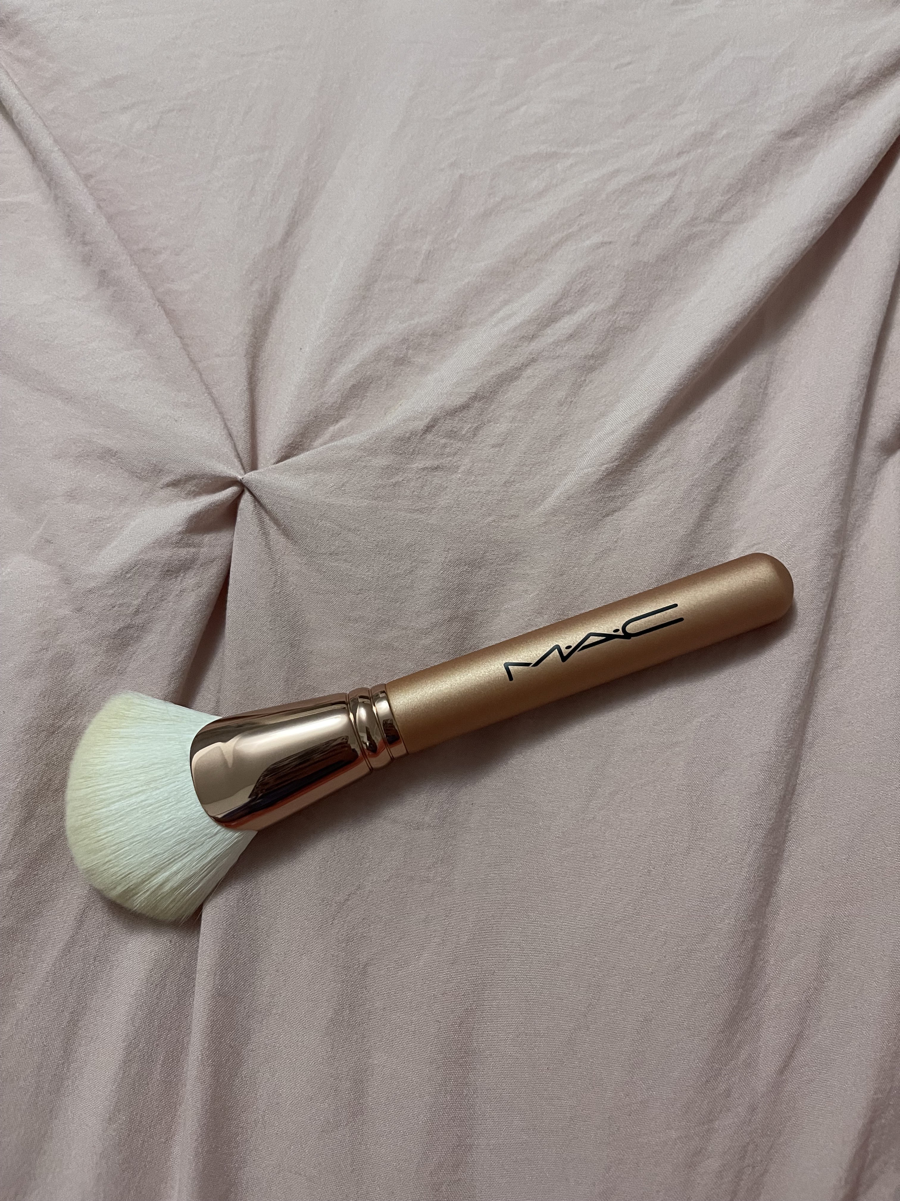 Customer carousel item 11.