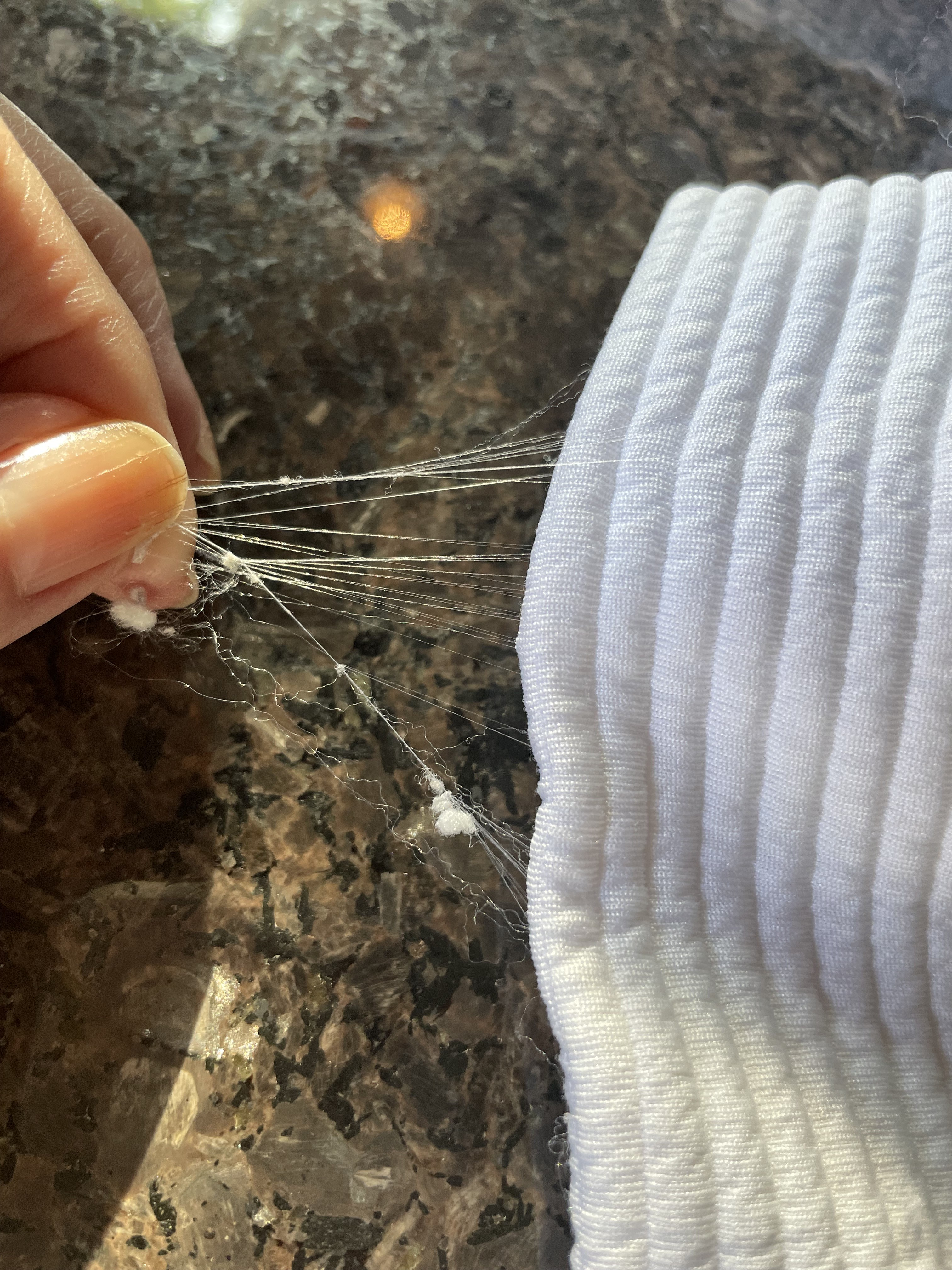 Stretchy strings and pils