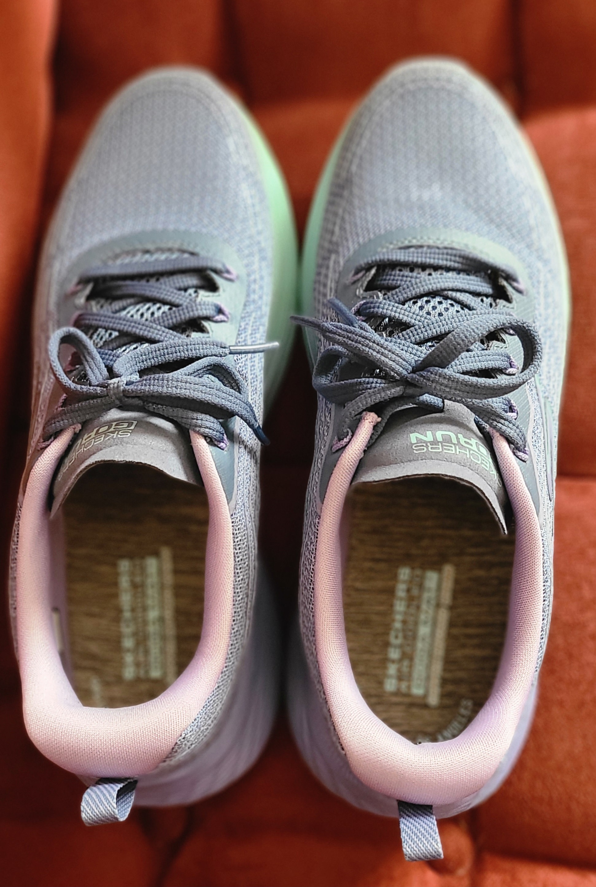 Max Cushioning Elite Speed Play in Blue/Lavender