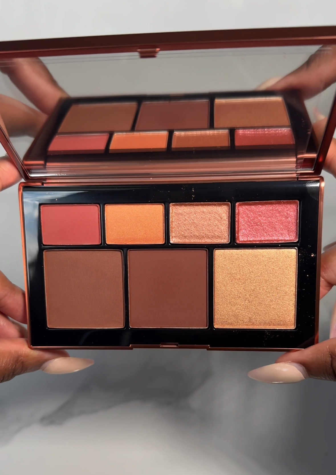 Customer carousel item 6.