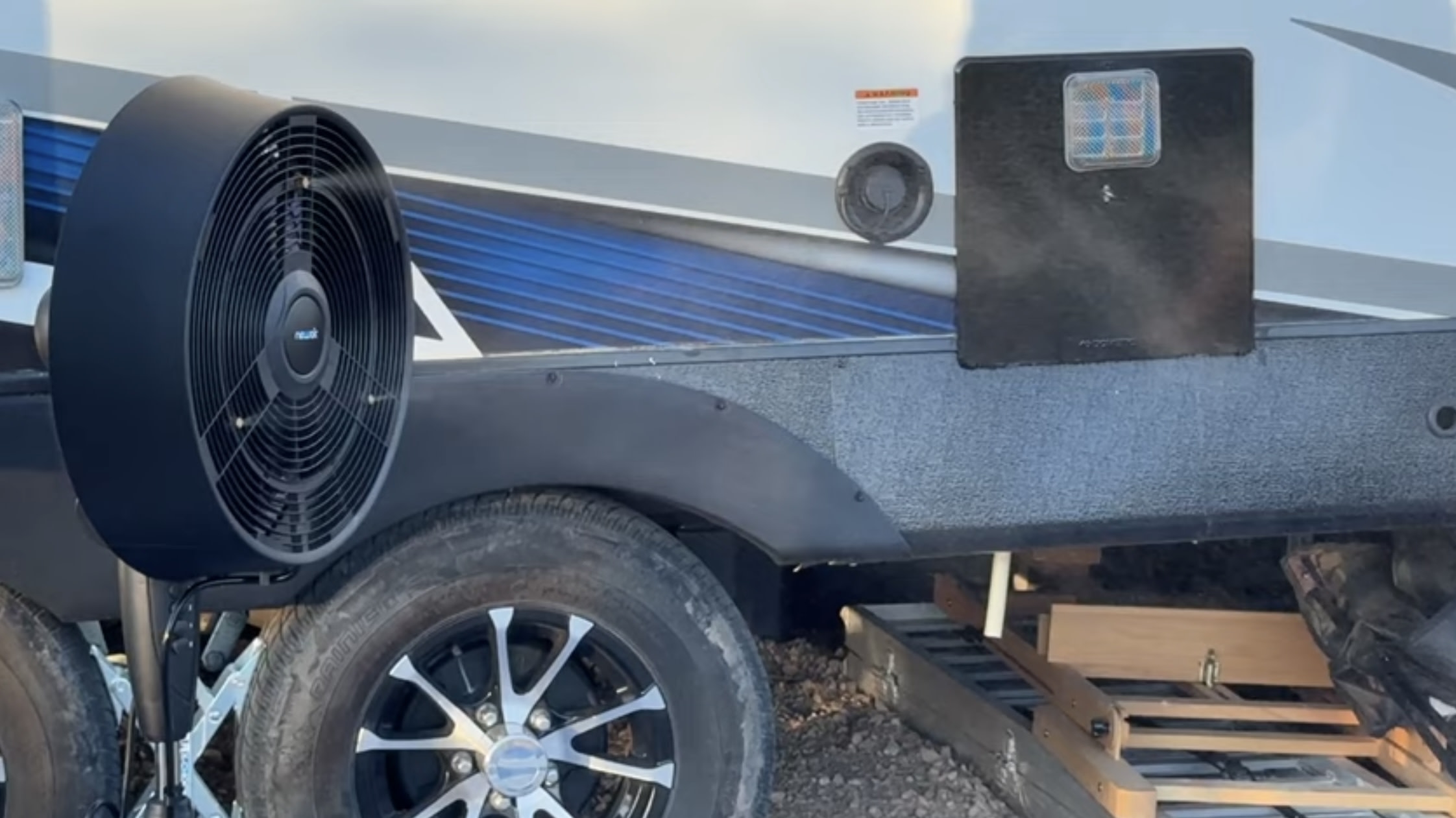 Customer carousel item 7.