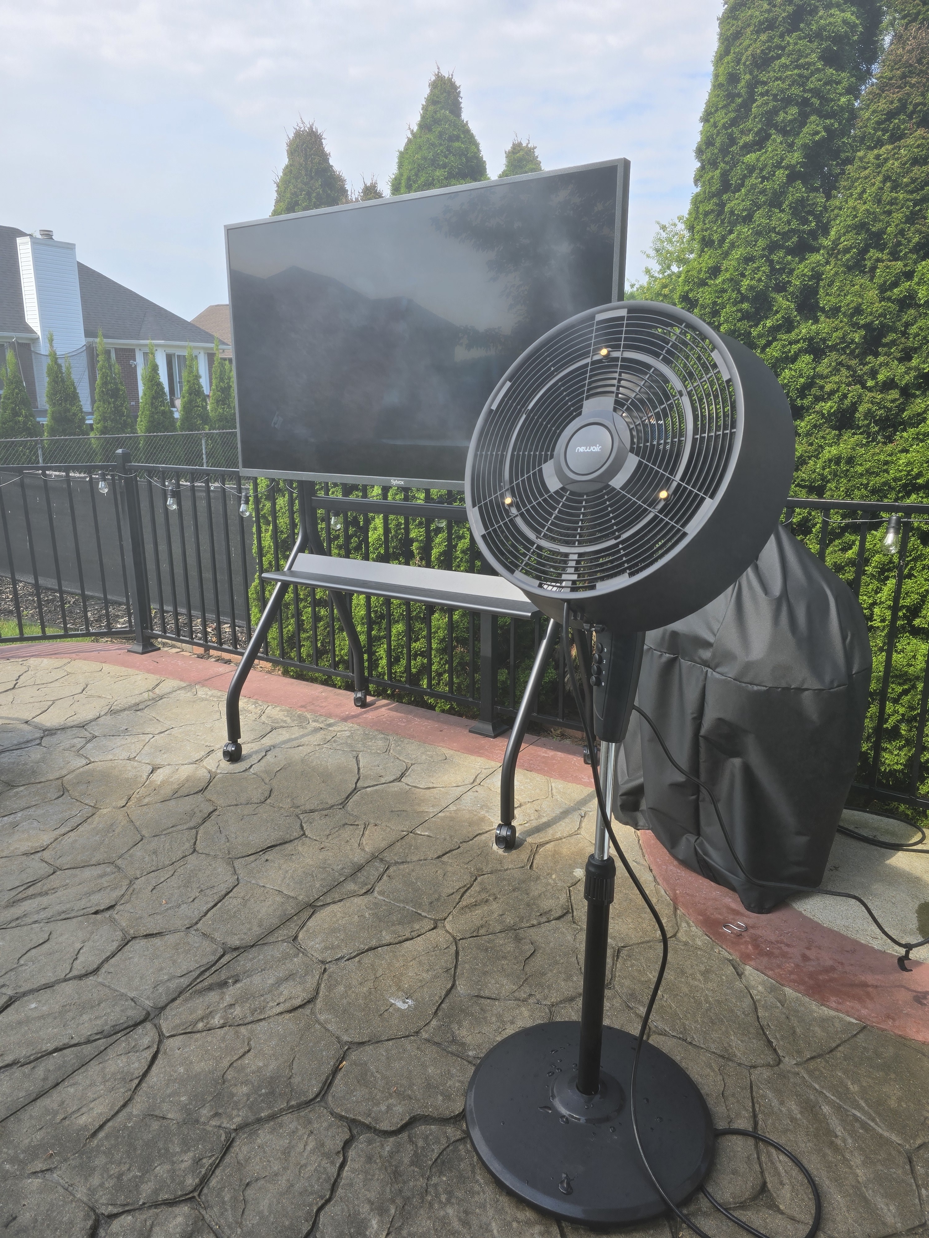 Customer carousel item 1.