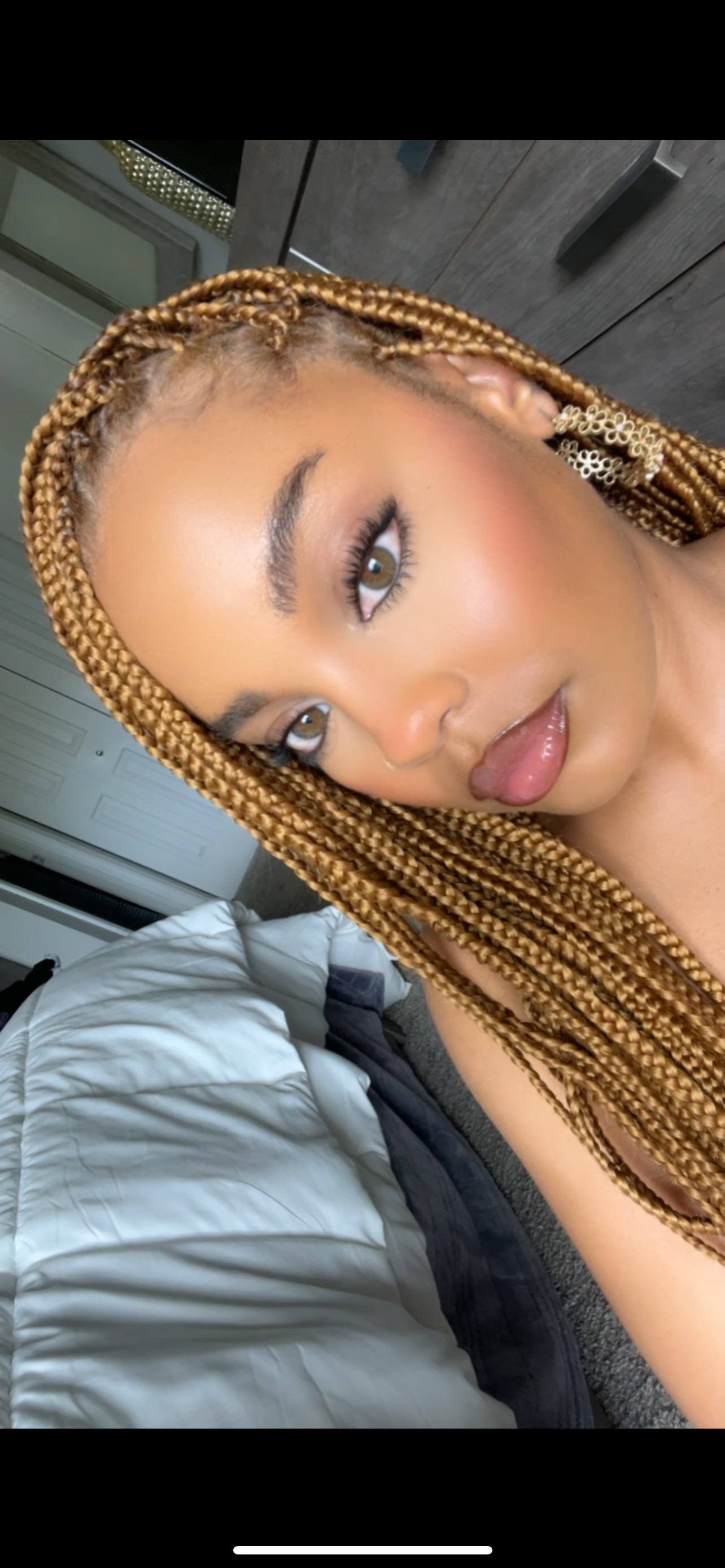 Customer carousel item 8.